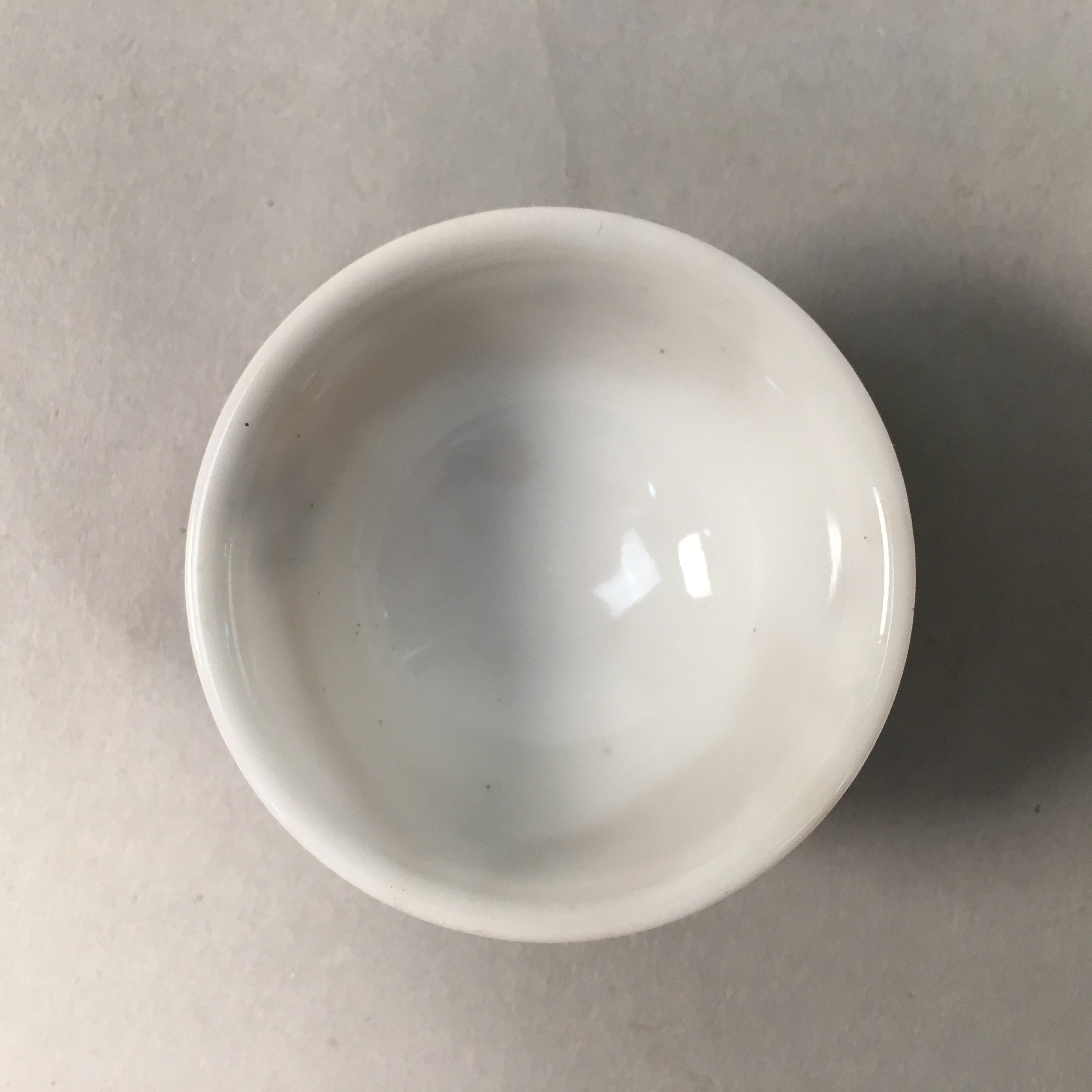 Japanese Porcelain Sake Cup Guinomi Sakazuki Vtg Cherry Blossom GU867