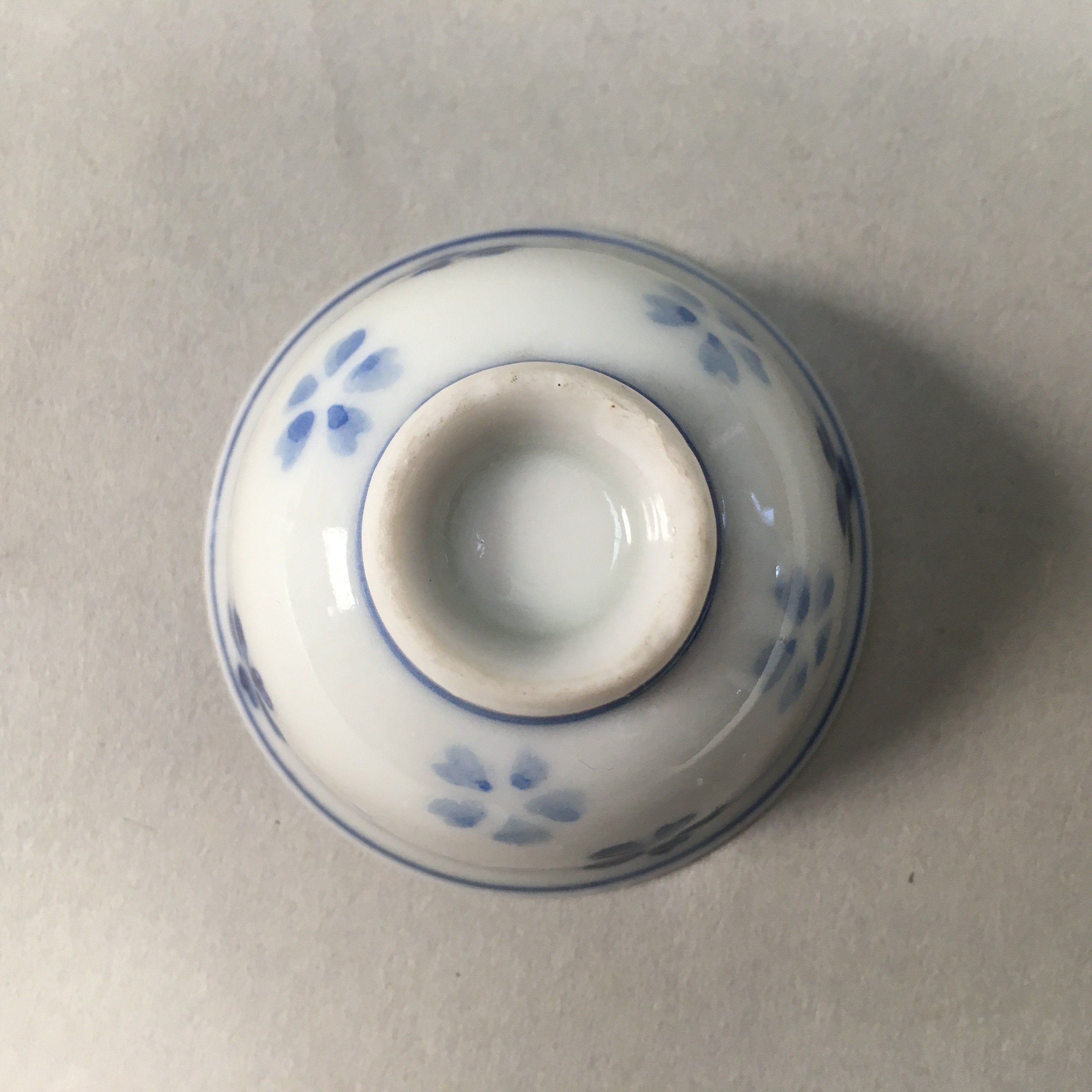 Japanese Porcelain Sake Cup Guinomi Sakazuki Vtg Cherry Blossom GU867