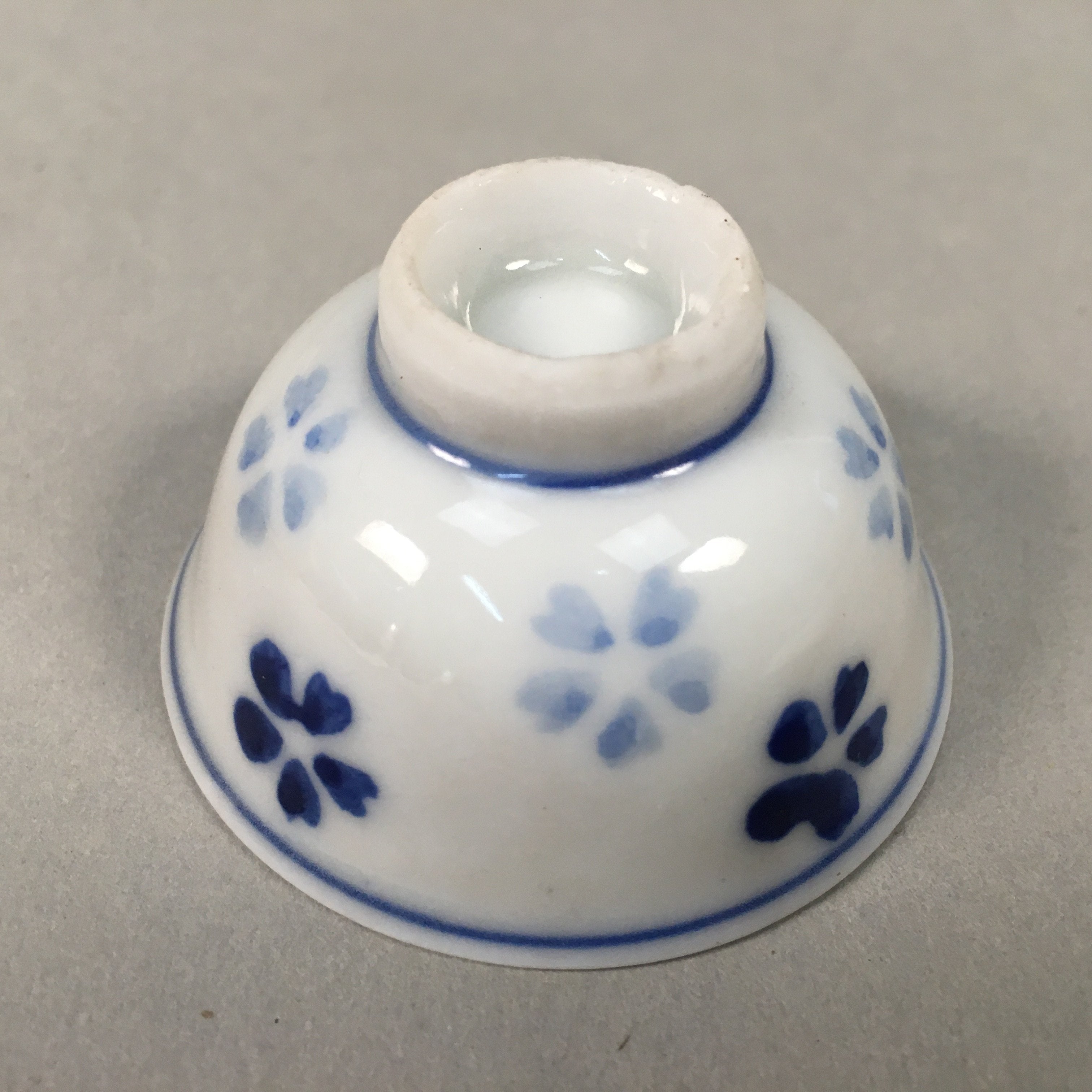 Japanese Porcelain Sake Cup Guinomi Sakazuki Vtg Cherry Blossom GU867