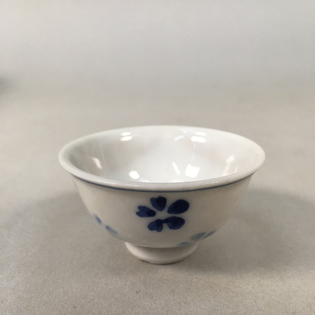 Japanese Porcelain Sake Cup Guinomi Sakazuki Vtg Cherry Blossom GU867