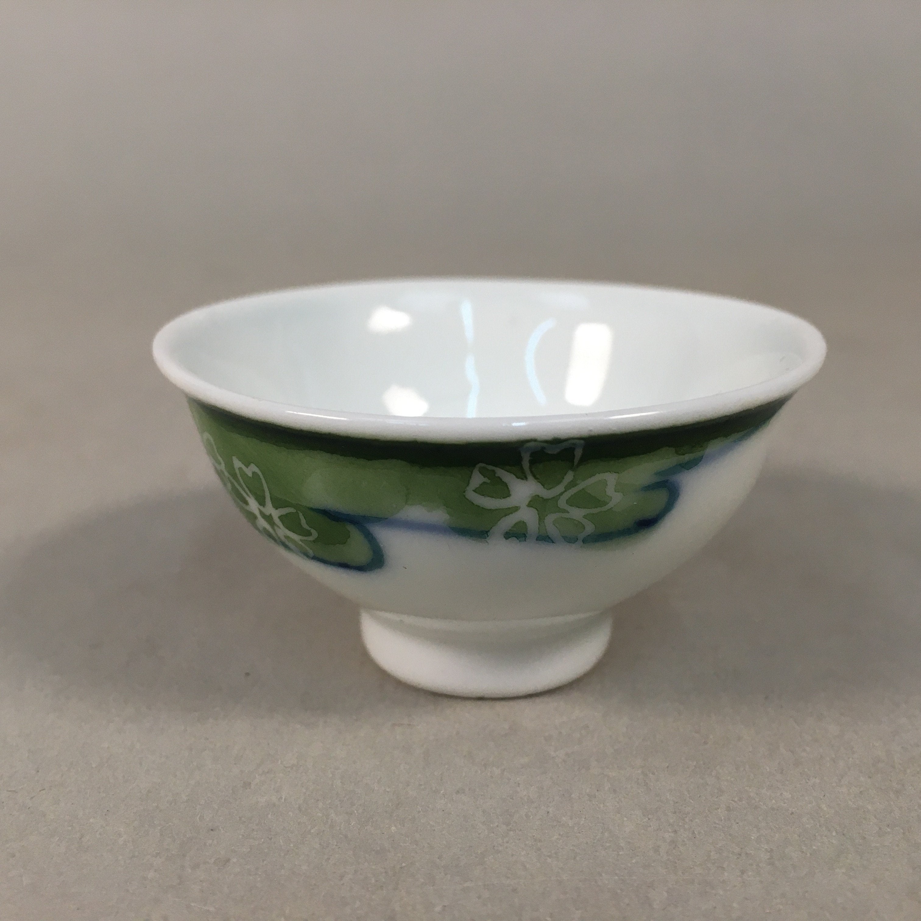 Japanese Porcelain Sake Cup Guinomi Sakazuki Vtg Cherry Blossom Phoenix GU861