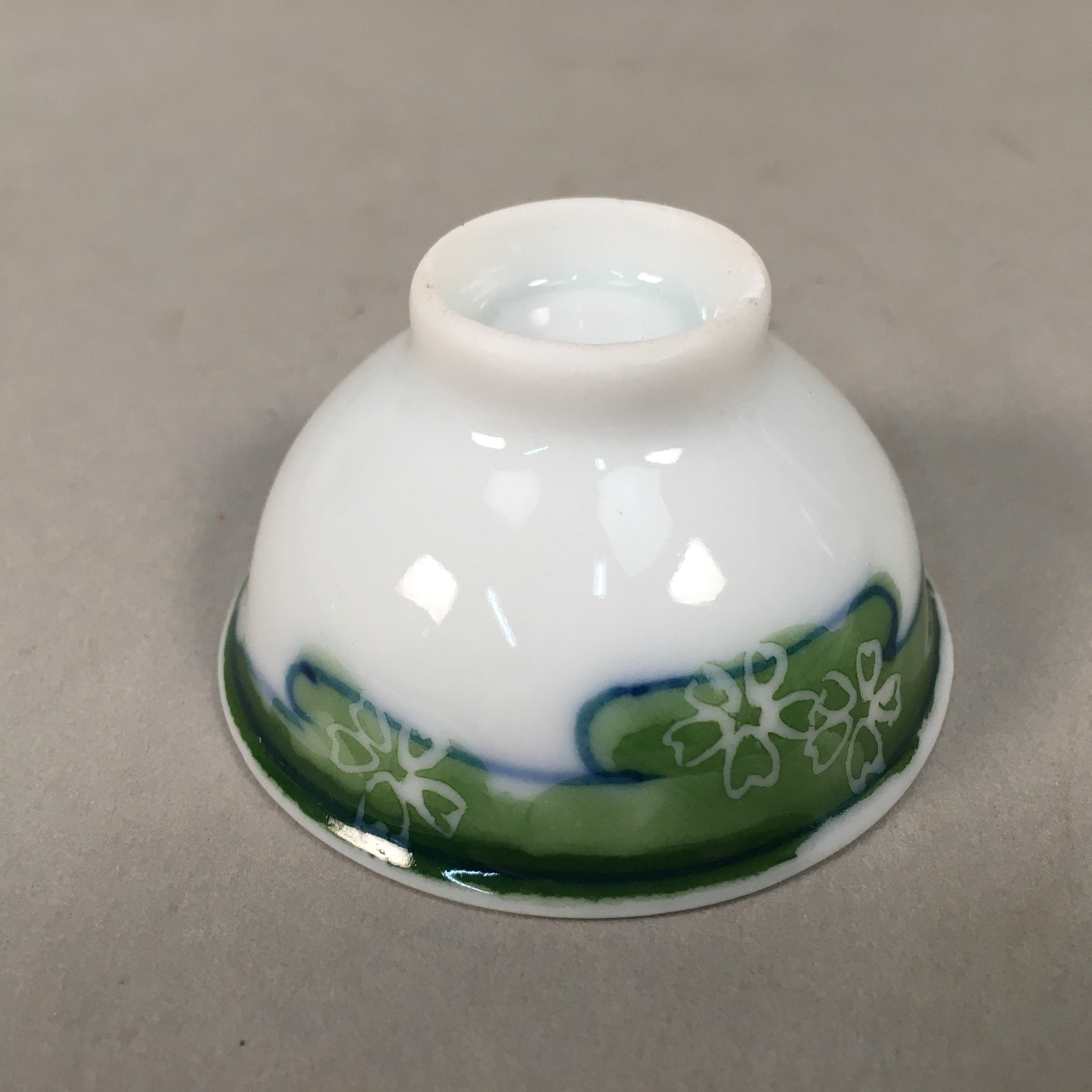 Japanese Porcelain Sake Cup Guinomi Sakazuki Vtg Cherry Blossom Phoenix GU861
