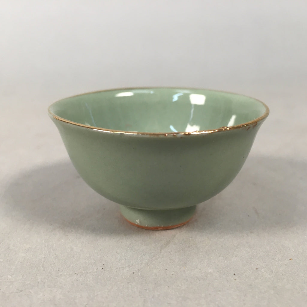 Japanese Porcelain Sake Cup Guinomi Sakazuki Vtg Green Celadon GU852