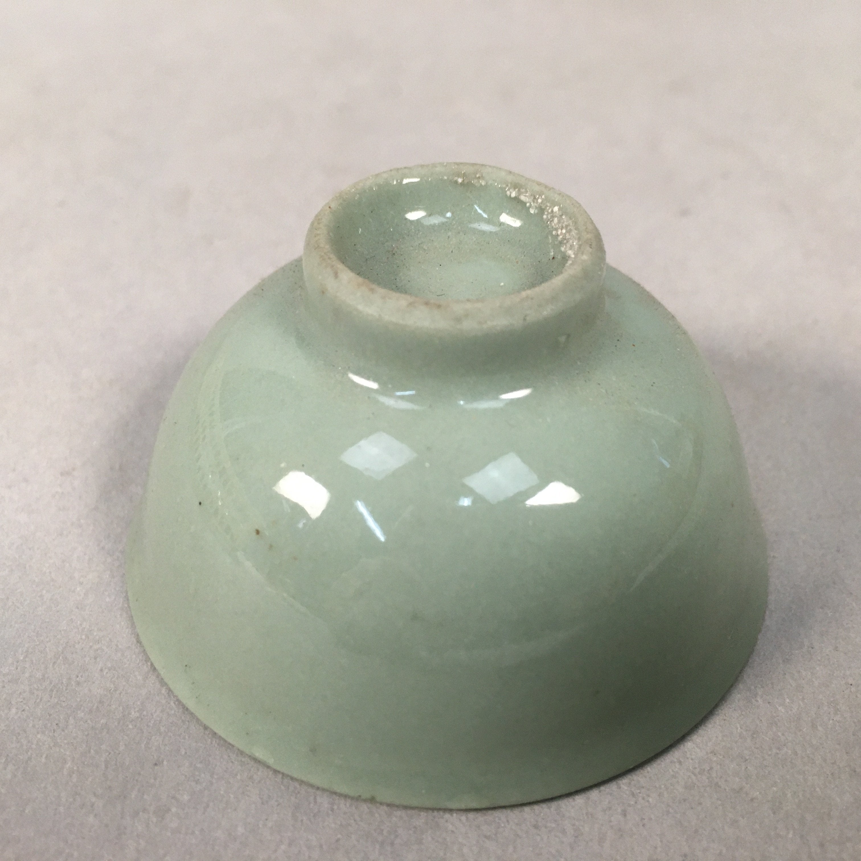 Japanese Porcelain Sake Cup Guinomi Sakazuki Vtg Green Celadon GU853