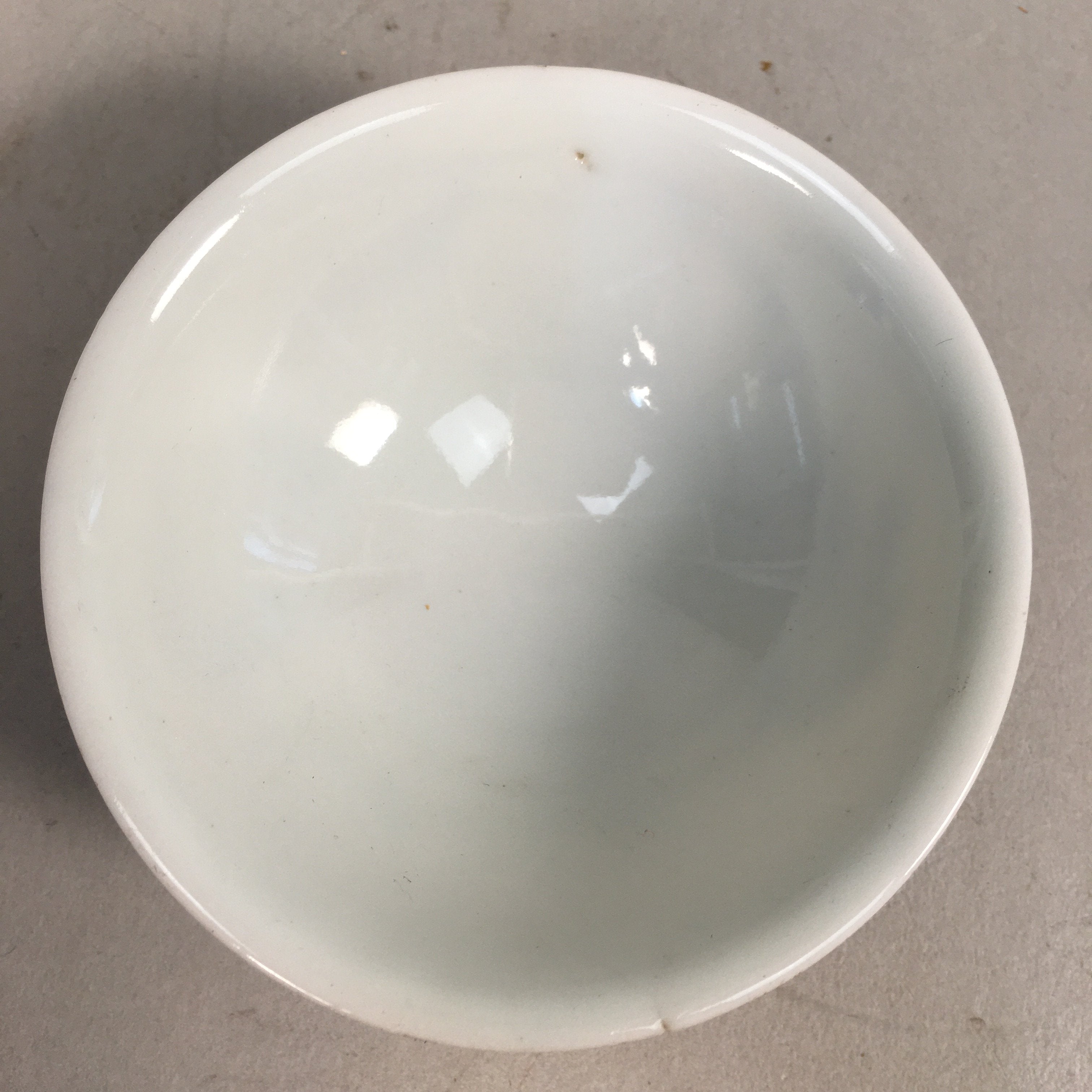 Japanese Porcelain Sake Cup Guinomi Sakazuki Vtg Phoenix Blue White GU781