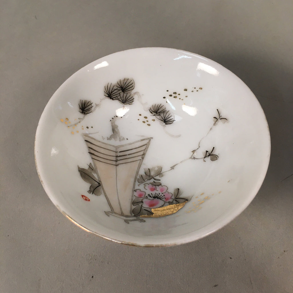 Japanese Porcelain Sake Cup Guinomi Sakazuki Vtg Pine Tree Plum Blossom GU854