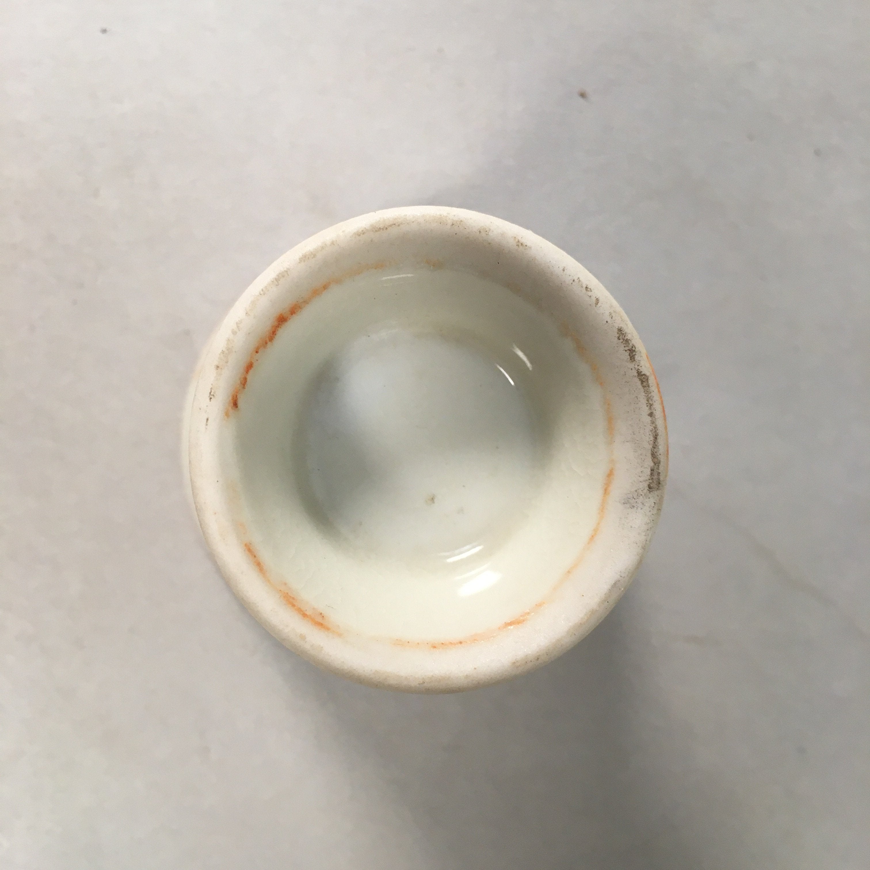 Japanese Porcelain Sake Cup Guinomi Sakazuki Vtg Red White Leaf GU826