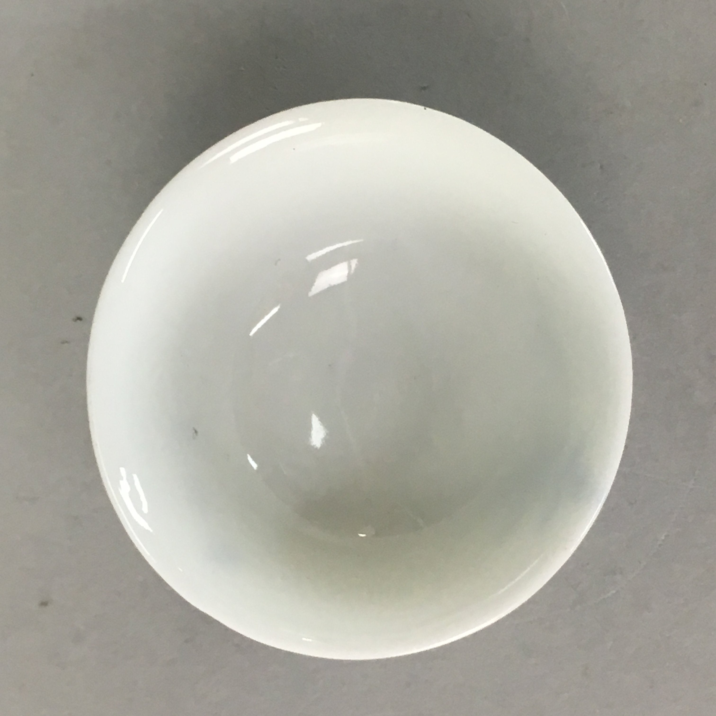 Japanese Porcelain Sake Cup Guinomi Sakazuki Vtg Sometsuke Blue White GU534