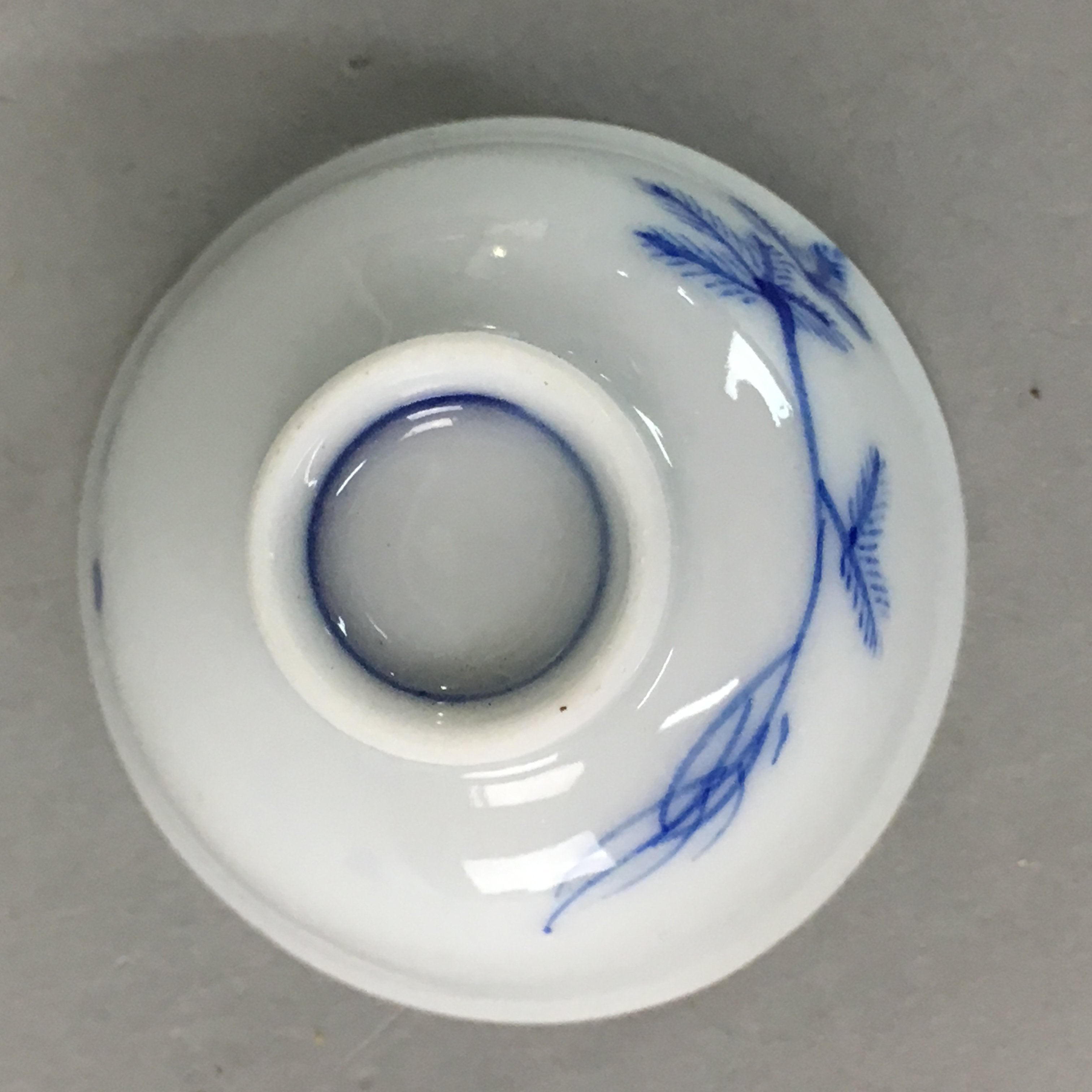 Japanese Porcelain Sake Cup Guinomi Sakazuki Vtg Sometsuke Blue White GU534