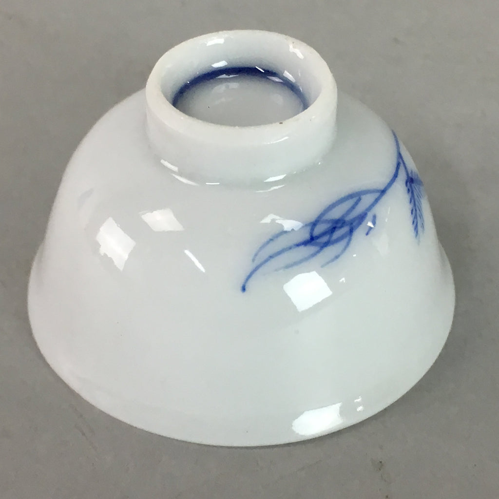 Japanese Porcelain Sake Cup Guinomi Sakazuki Vtg Sometsuke Blue White GU534