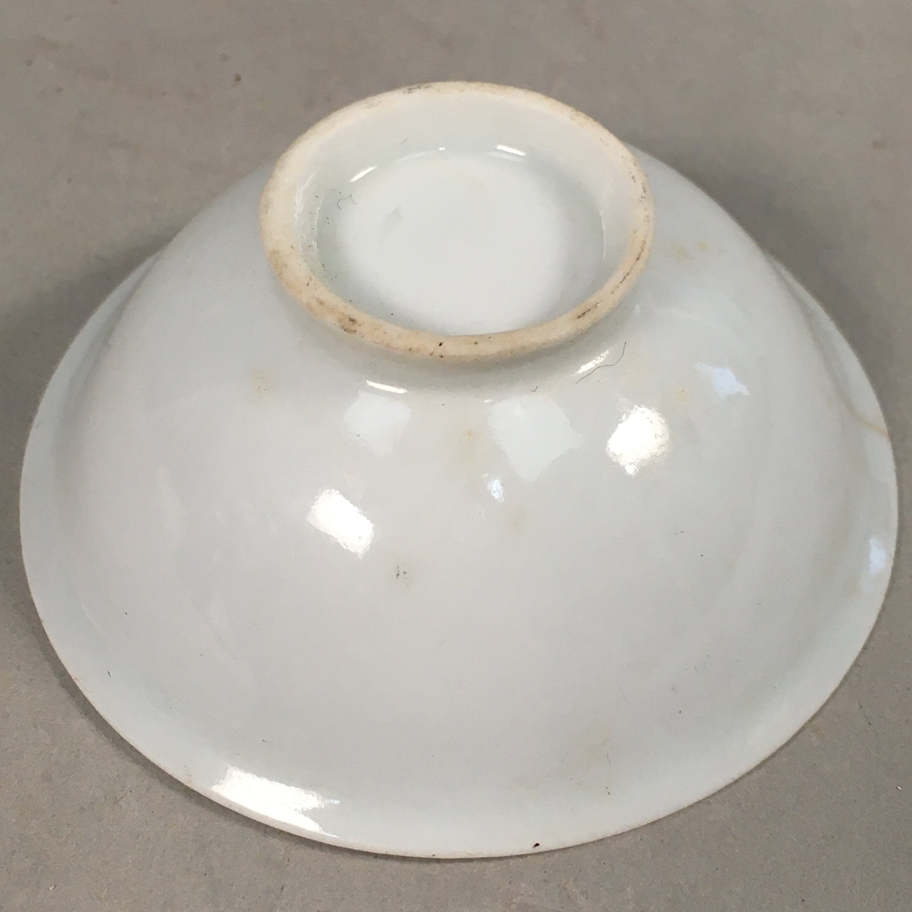 Japanese Porcelain Sake Cup Guinomi Sakazuki Vtg White GU806