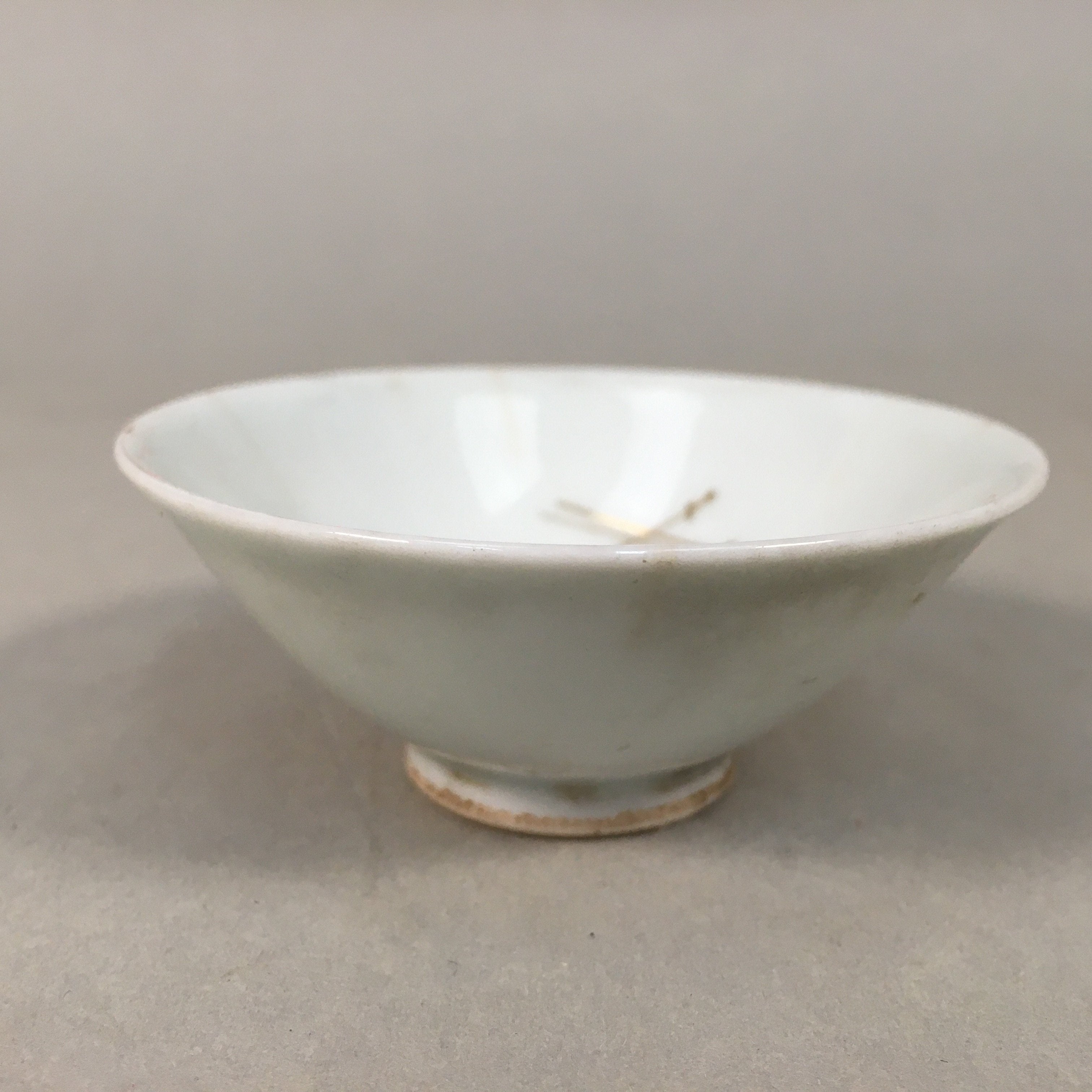 Japanese Porcelain Sake Cup Guinomi Sakazuki Vtg White Pine Needle GU872