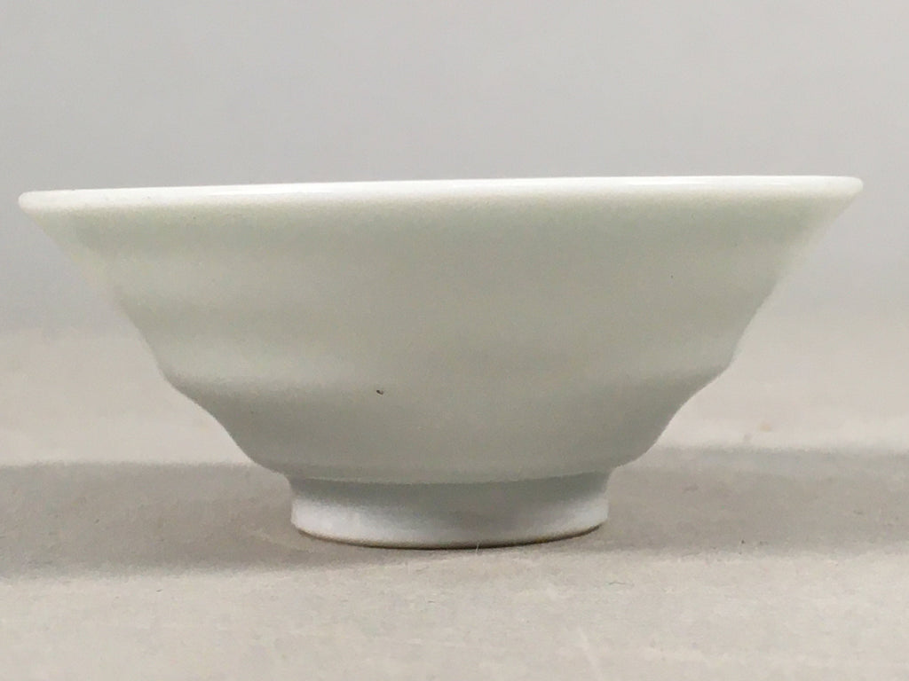 Japanese Porcelain Sake Cup Guinomi Sakazuki Vtg White Rokurome GU808