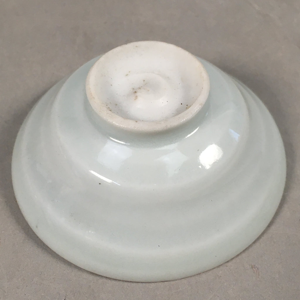 Japanese Porcelain Sake Cup Guinomi Sakazuki Vtg White Rokurome GU809