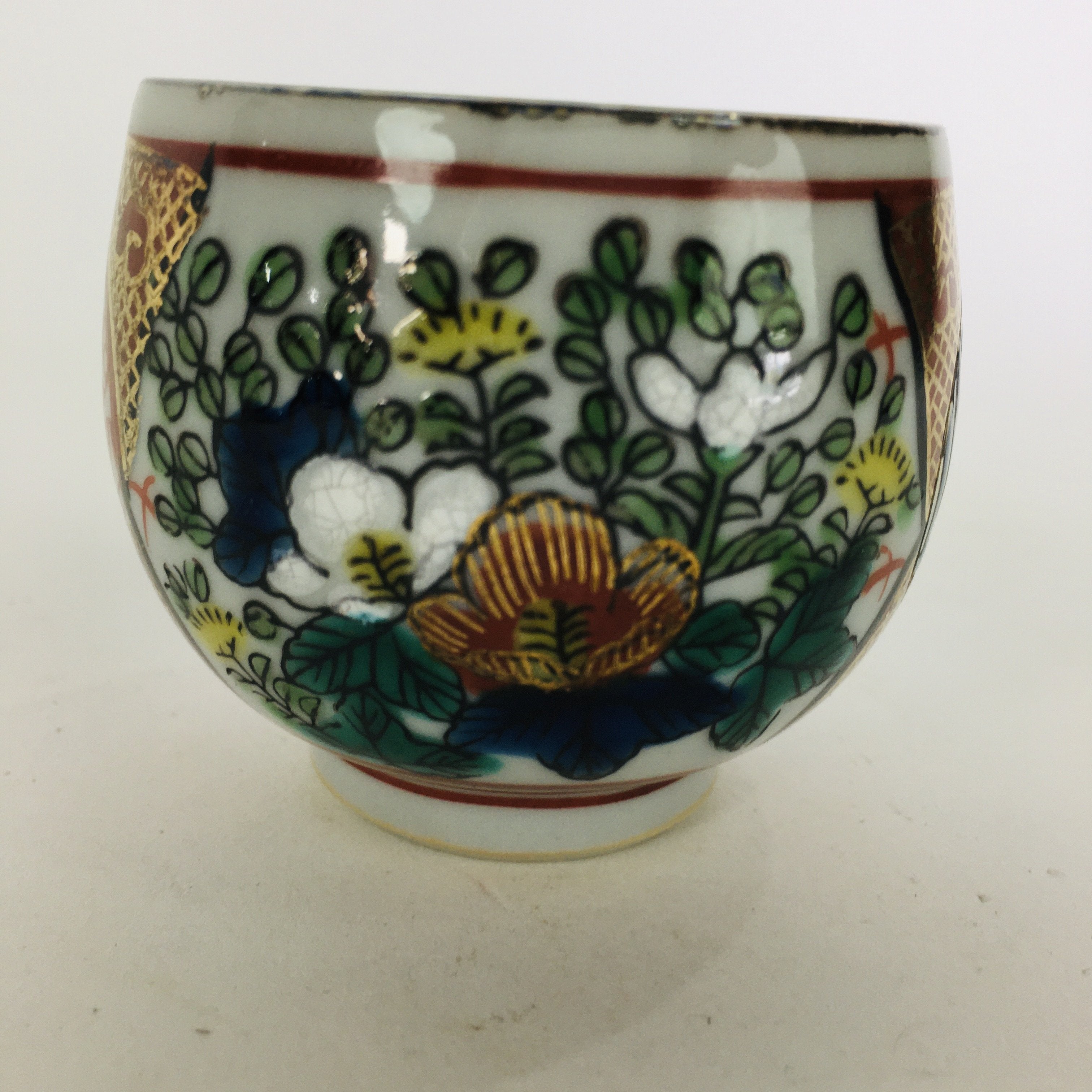 Japanese Porcelain Sake Cup Kutani Ware Vtg Guinomi Ochoko Colorful Design GU894