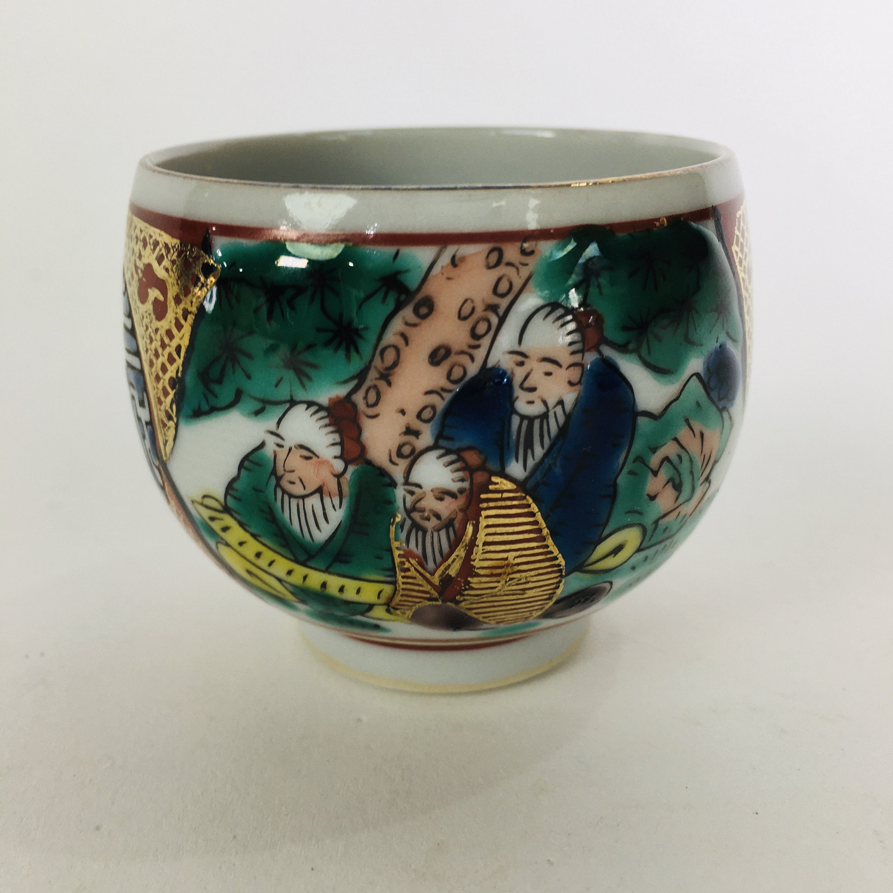 Japanese Porcelain Sake Cup Kutani ware Vtg Guinomi Ochoko Colorful Design GU890