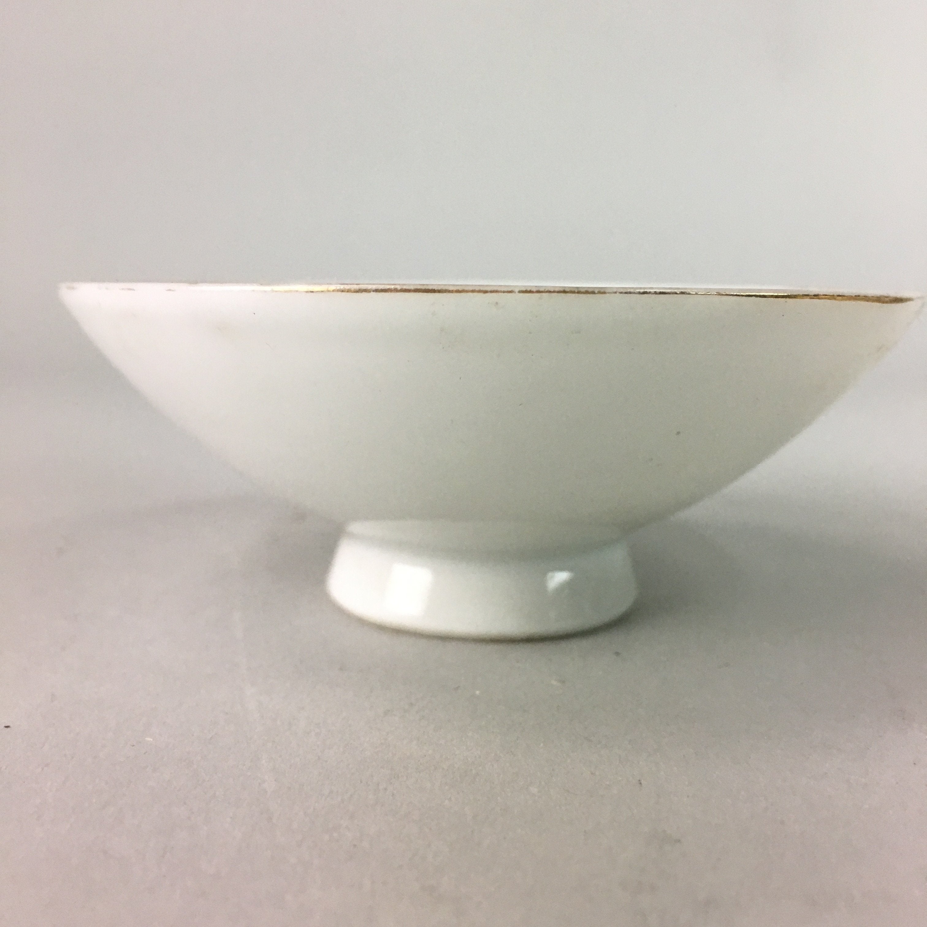 Japanese Porcelain Sake Cup Vtg Army Guinomi Sakazuki Heitai hai Gunpai GU453