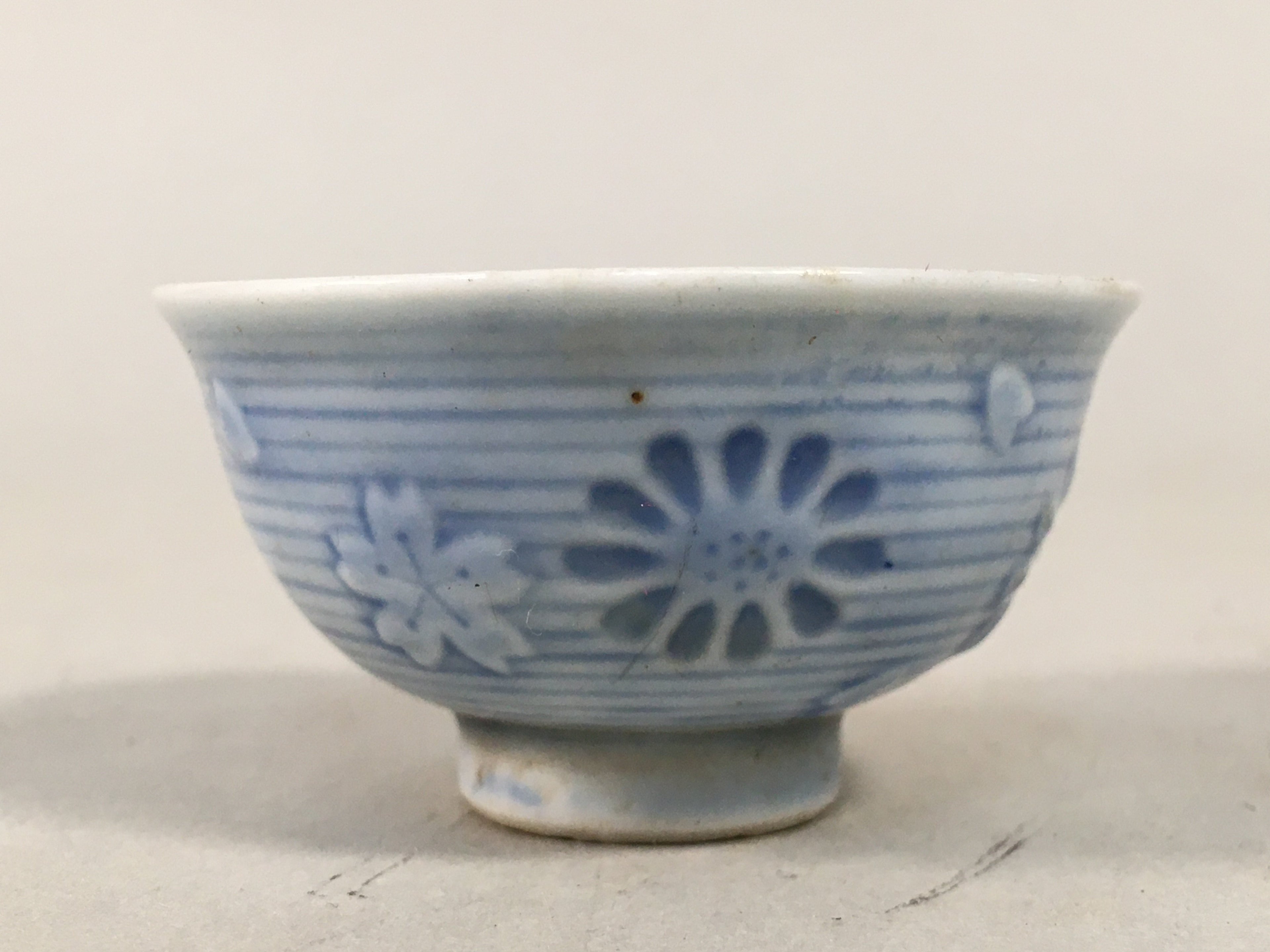 Japanese Porcelain Sake Cup Vtg Army Guinomi Sakazuki Heitai hai Gunpai GU820