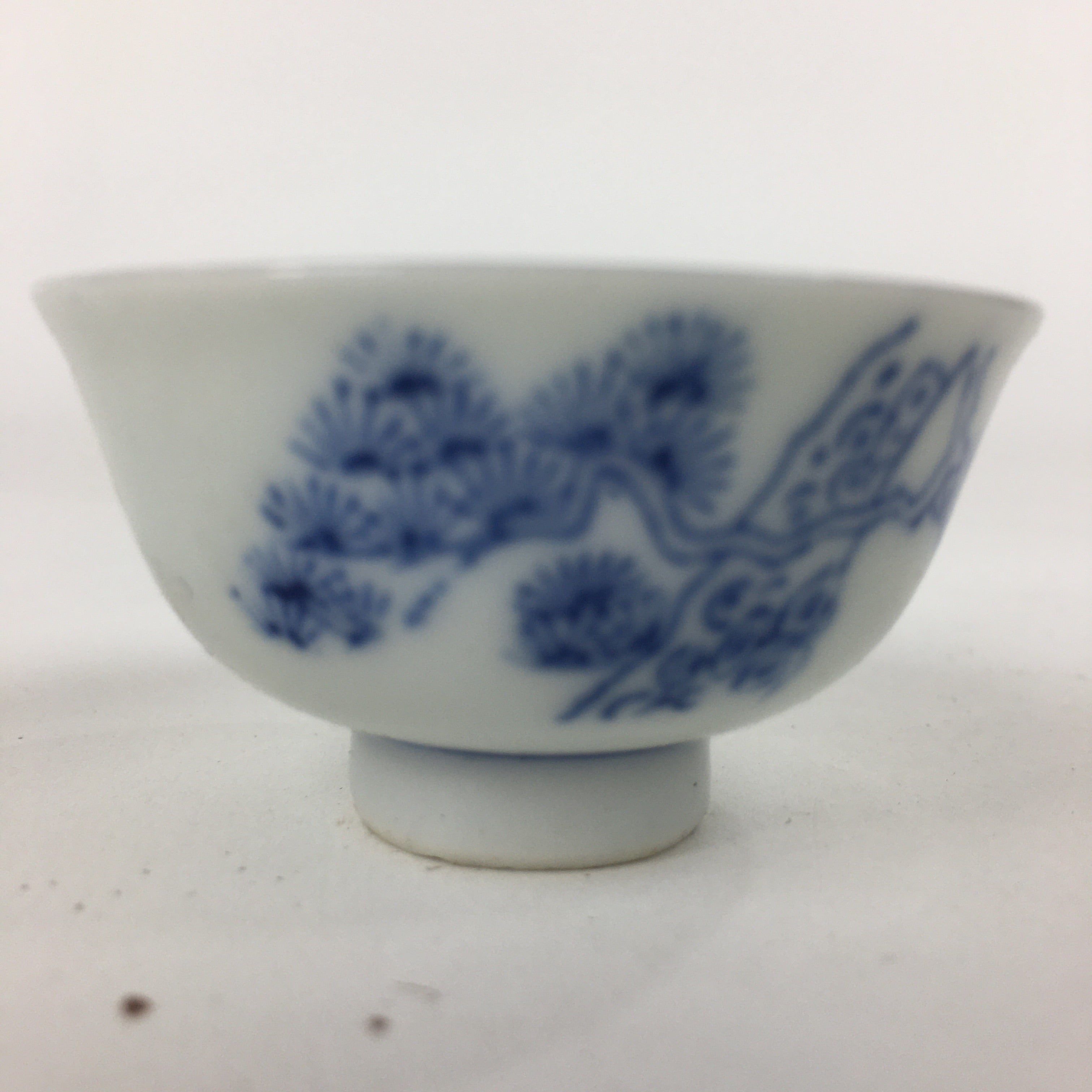 Japanese Porcelain Sake Cup Vtg Blue Pine Tree Design Guinomi Ochoko G24