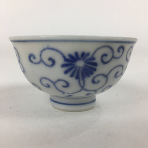 Japanese Porcelain Sake Cup Vtg Blue Sometsuke Design Guinomi Ochoko G16