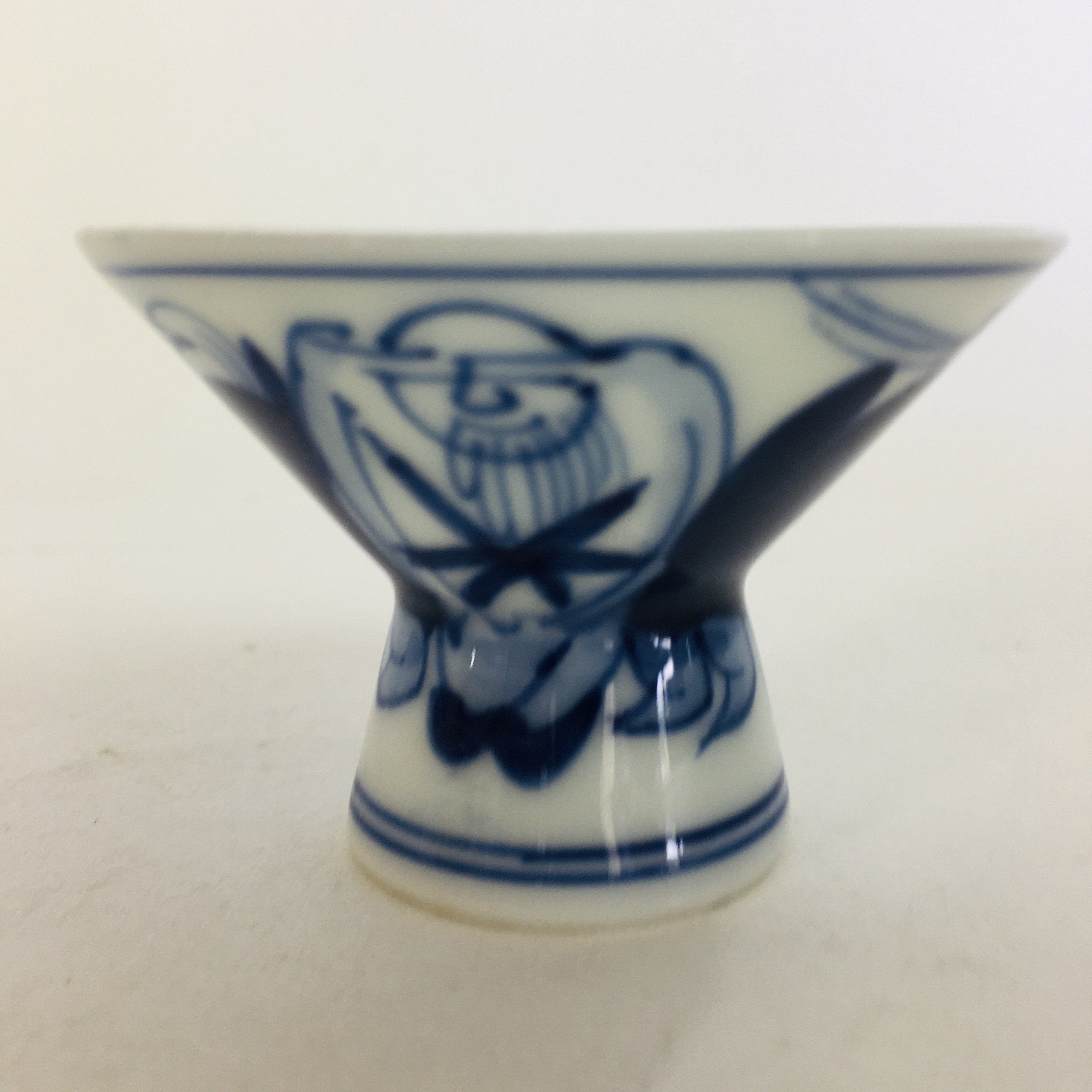 Japanese Porcelain Sake Cup Vtg Blue Sometsuke Guinomi Ochoko Sakazuki GU966