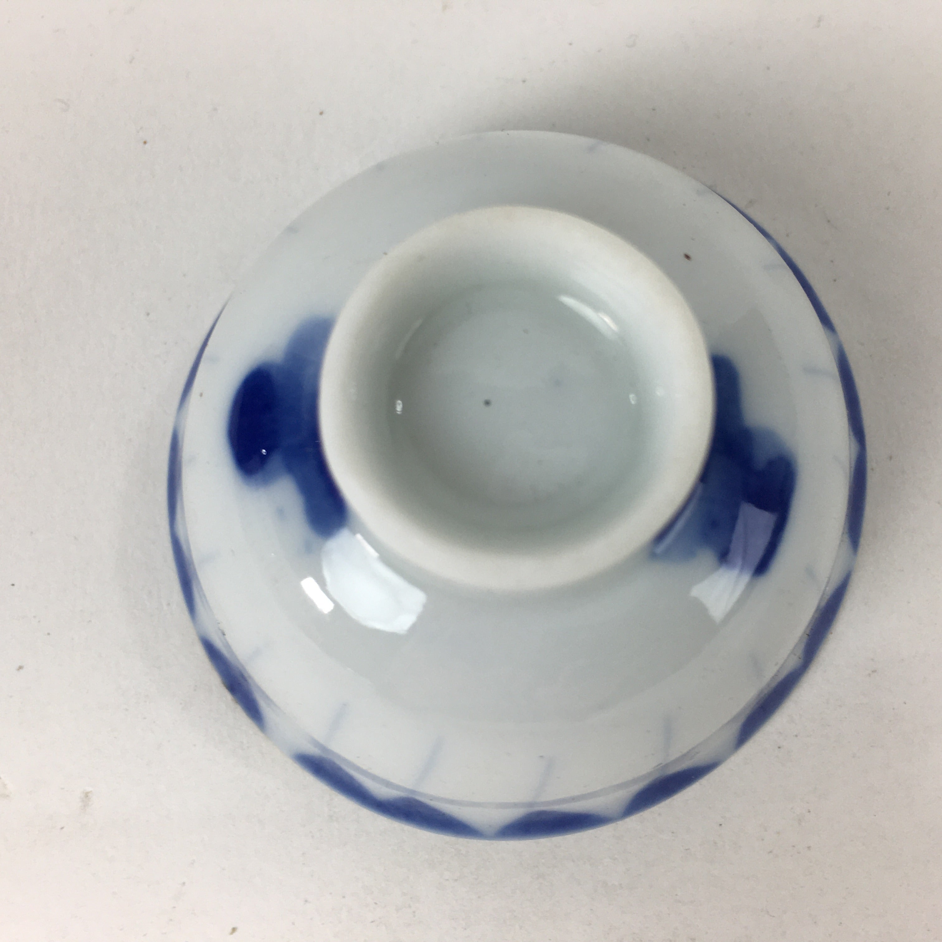 Japanese Porcelain Sake Cup Vtg Blue Sometsuke White Guinomi Ochoko G29