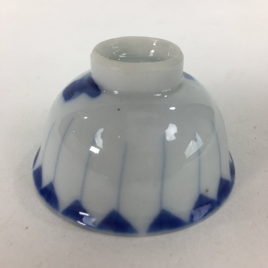 Japanese Porcelain Sake Cup Vtg Blue Sometsuke White Guinomi Ochoko G29