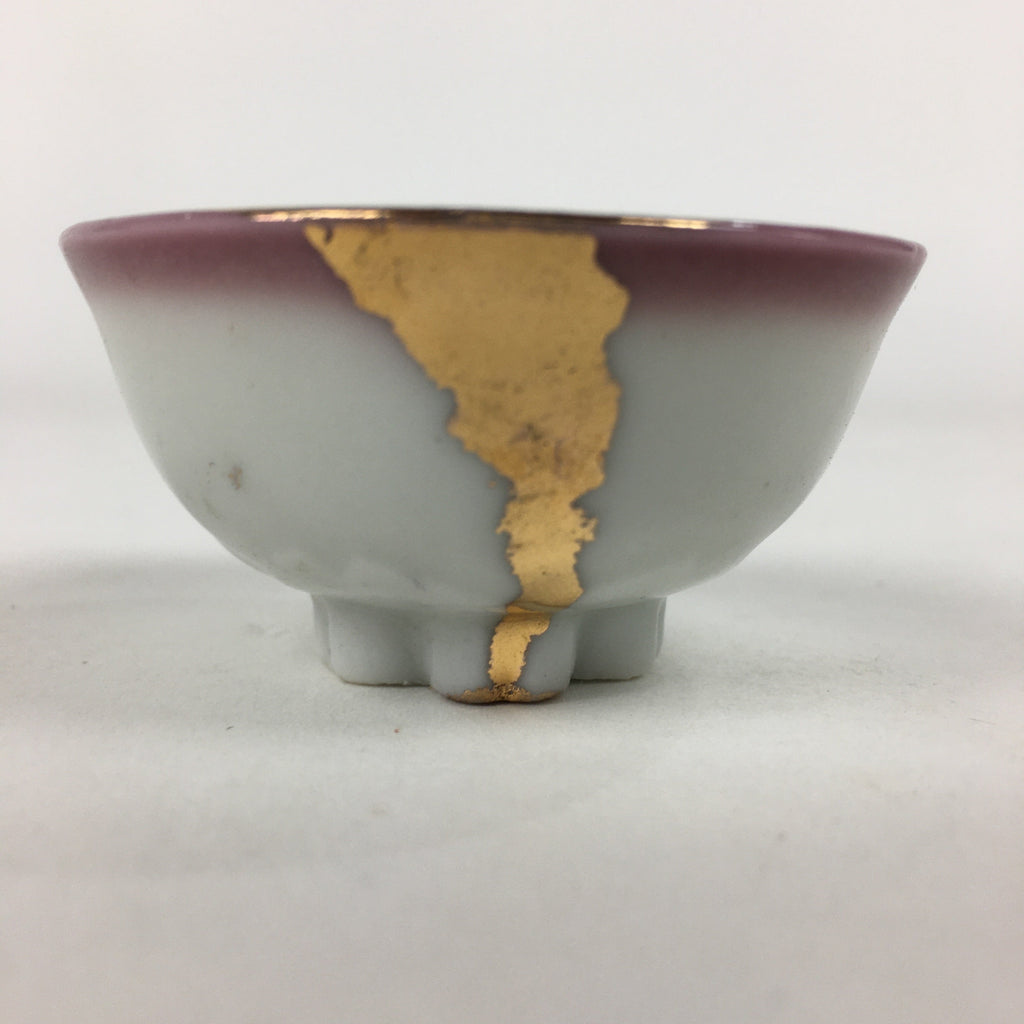 Japanese Porcelain Sake Cup Vtg Dharma White Flower Bottom Guinomi Ochoko G12