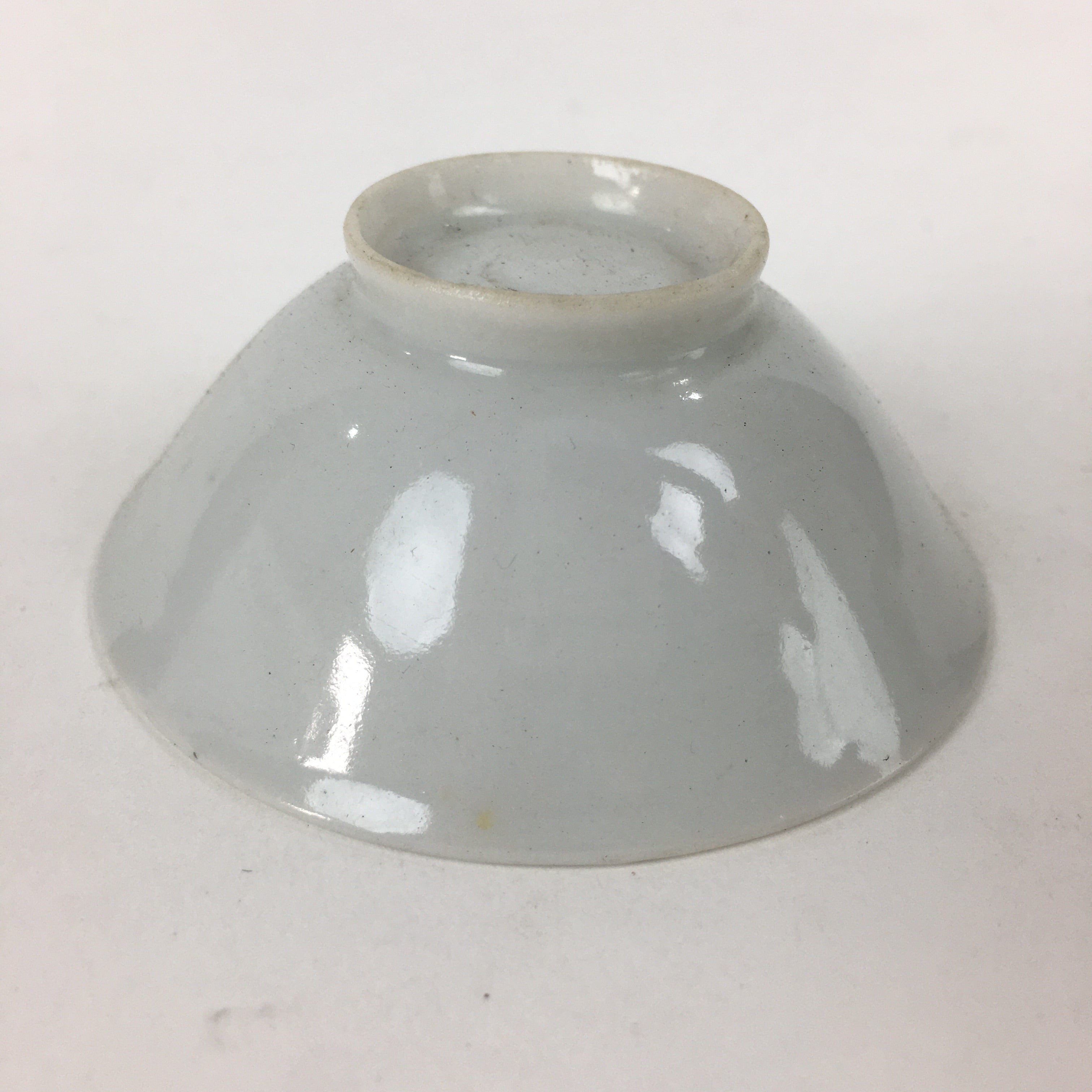 Japanese Porcelain Sake Cup Vtg Golden Chrysanthemum Sakazuki Ochoko G20