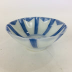 Japanese Porcelain Sake Cup Vtg Guinomi Ochoko Blue White Flower Design GU961