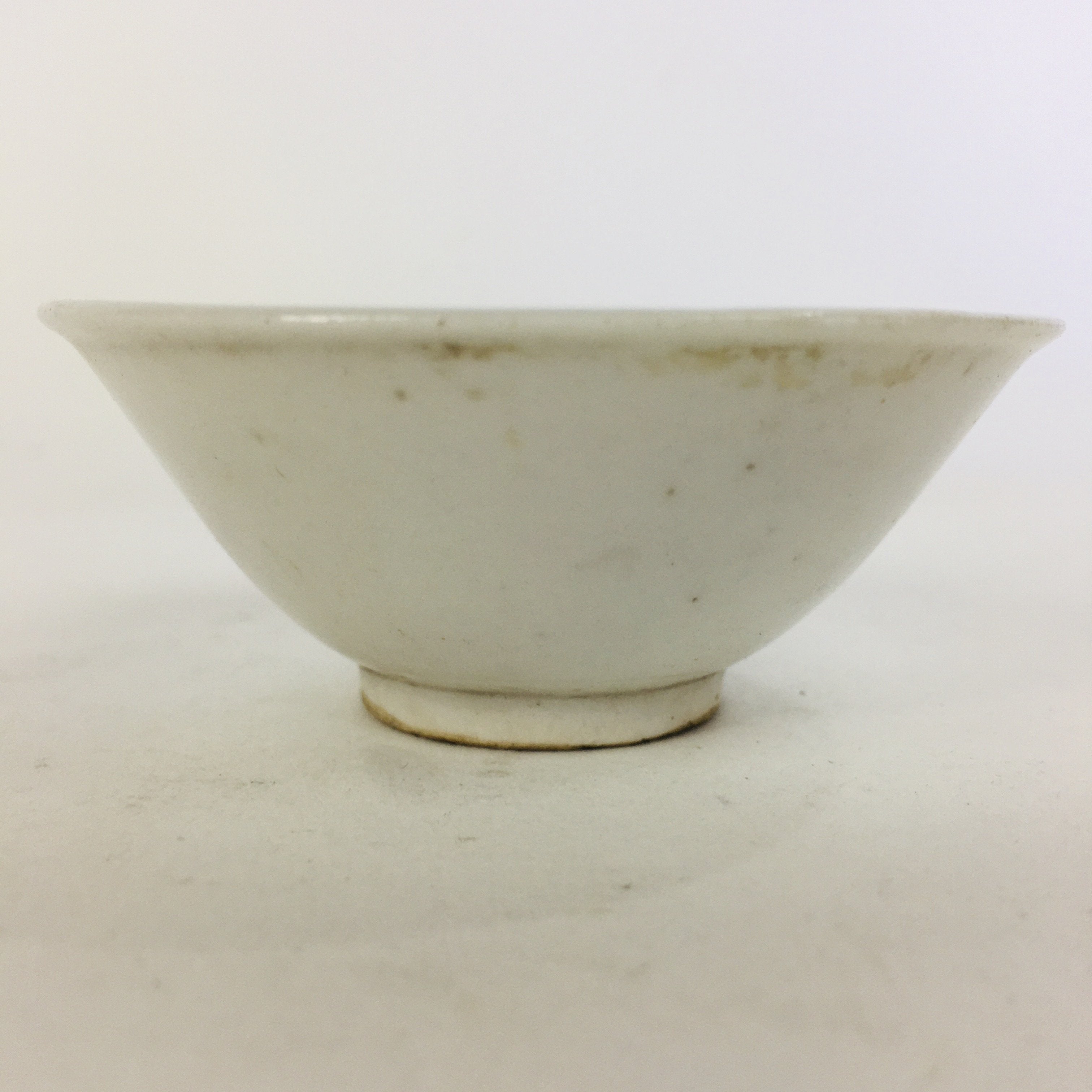 Japanese Porcelain Sake Cup Vtg Guinomi Ochoko Blue White Plum Blossom GU963