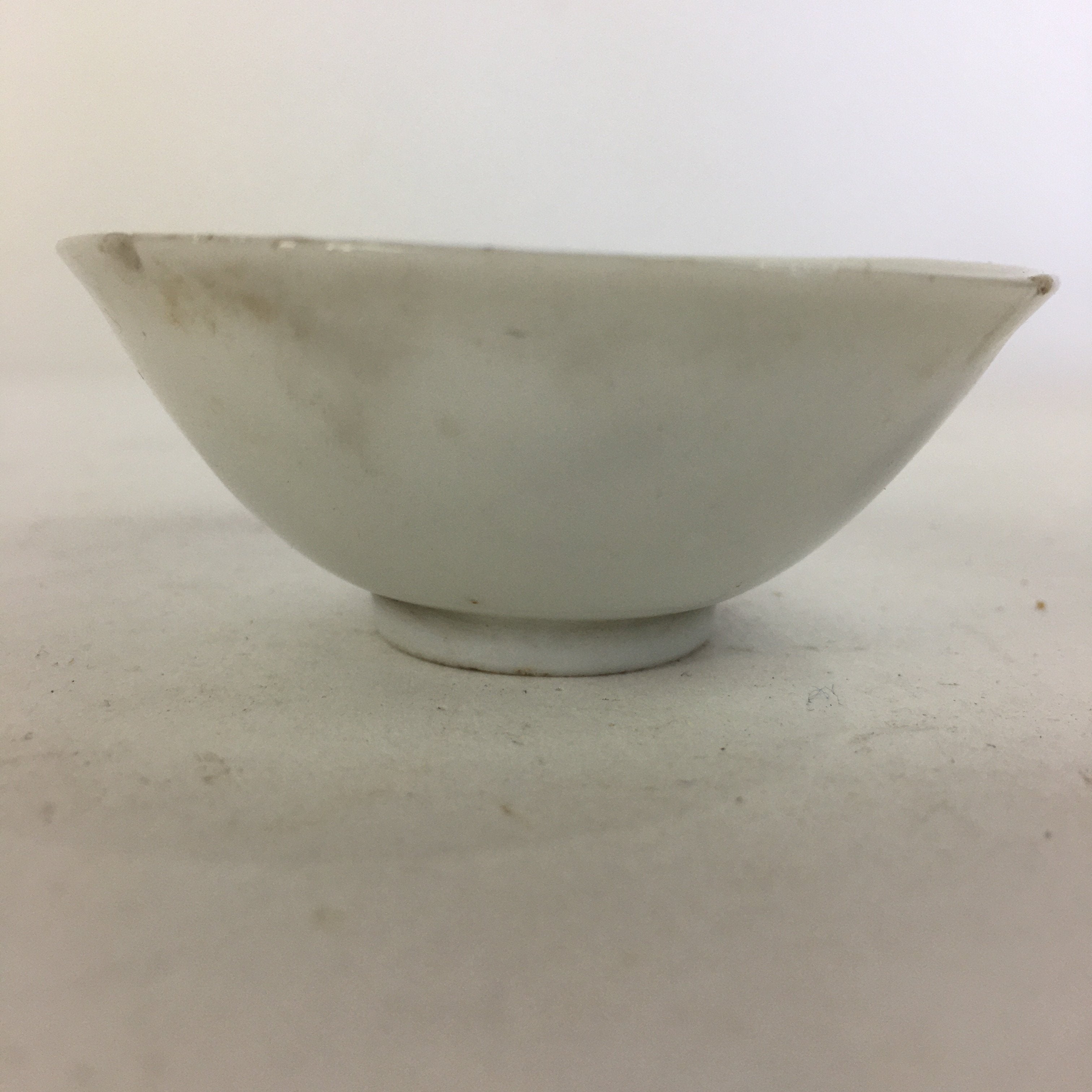 Japanese Porcelain Sake Cup Vtg Guinomi Ochoko Crane Turtle Pine Design GU955