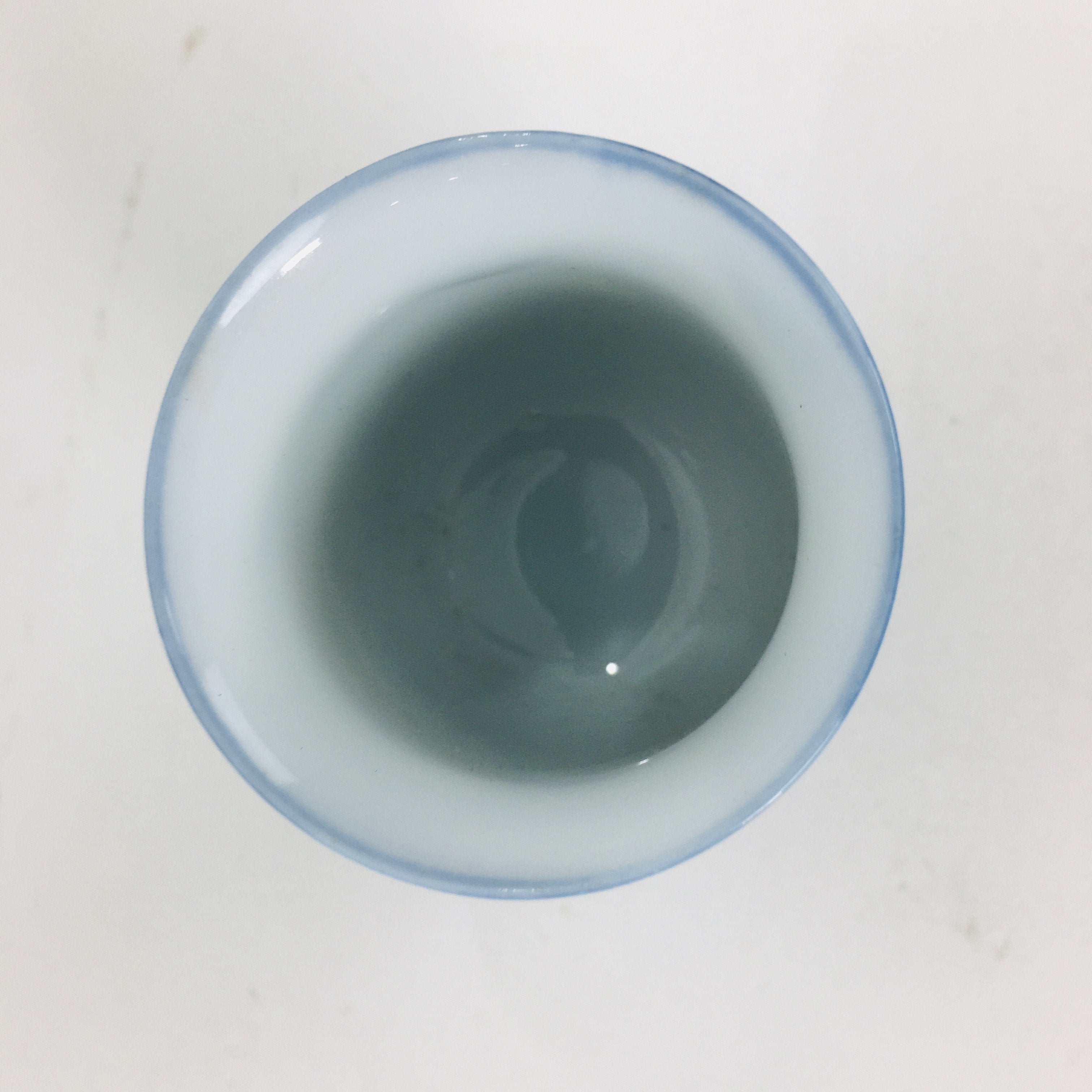 Japanese Porcelain Sake Cup Vtg Guinomi Ochoko Sometsuke Blue Flower GU922