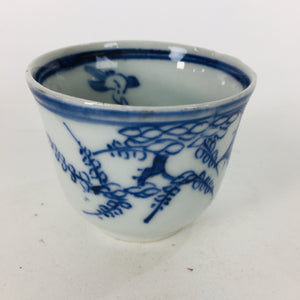 Japanese Porcelain Sake Cup Vtg Guinomi Ochoko Sometsuke Blue White GU912