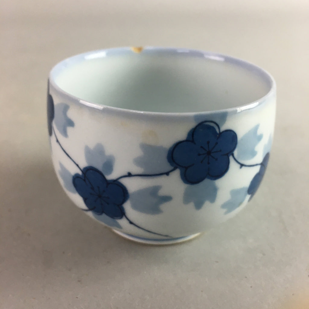 Japanese Porcelain Sake Cup Vtg Guinomi Sakazuki Blue White Sometsuke GU665