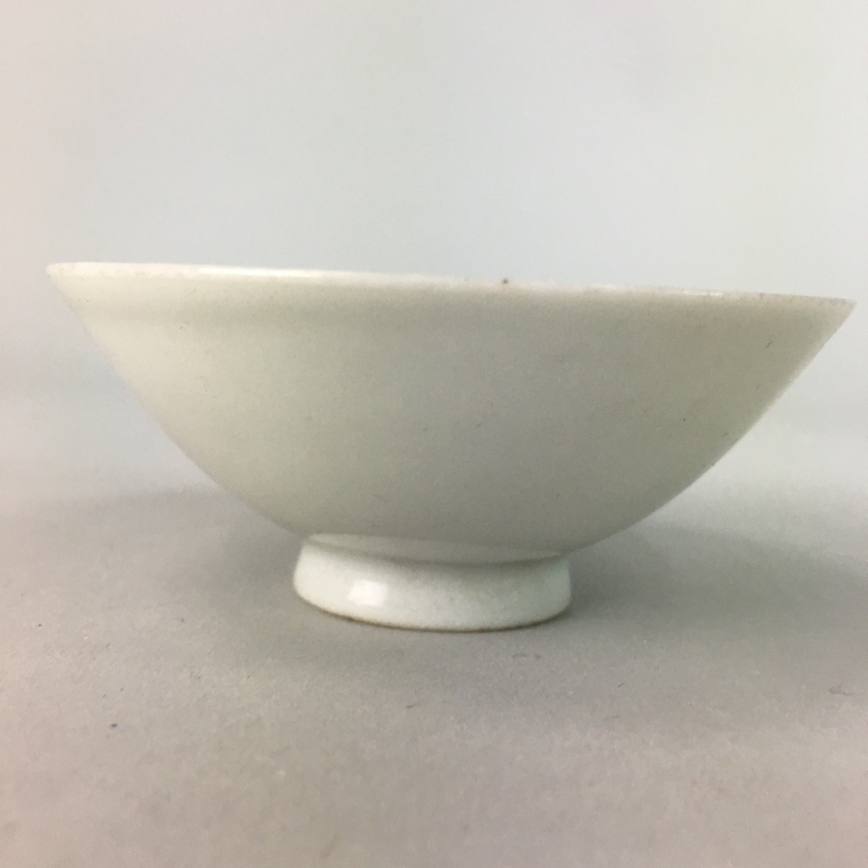 Japanese Porcelain Sake Cup Vtg Guinomi Sakazuki Folding Fan Design GU451