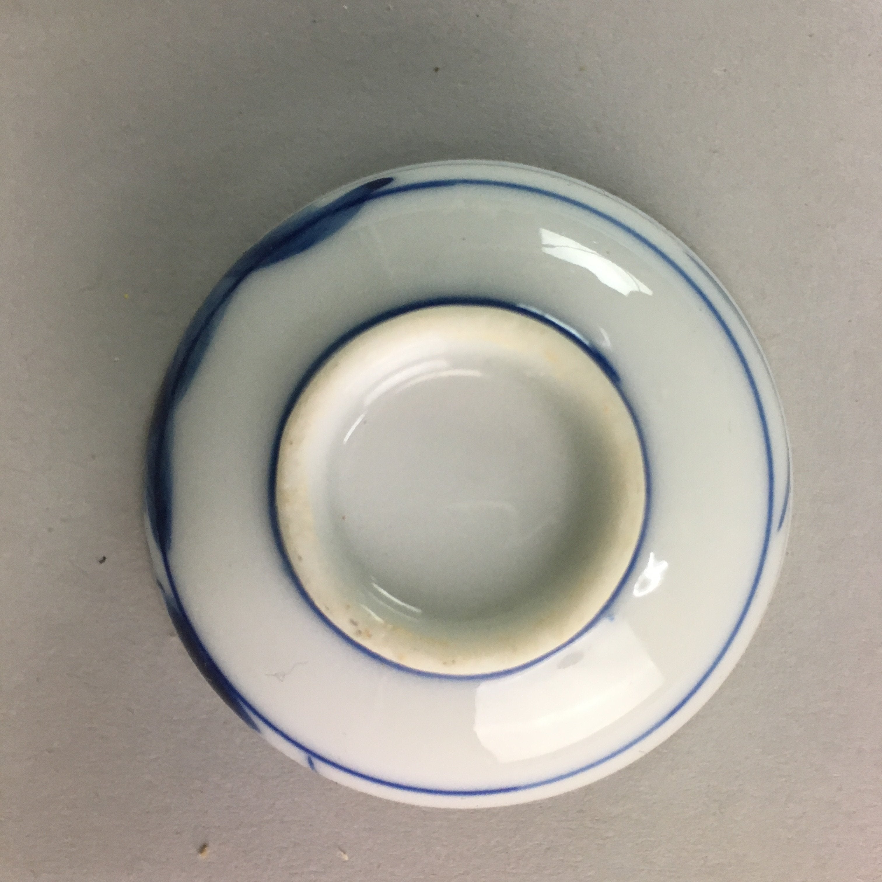 Japanese Porcelain Sake Cup Vtg Guinomi Sakazuki Sometsuke Gold Color GU433