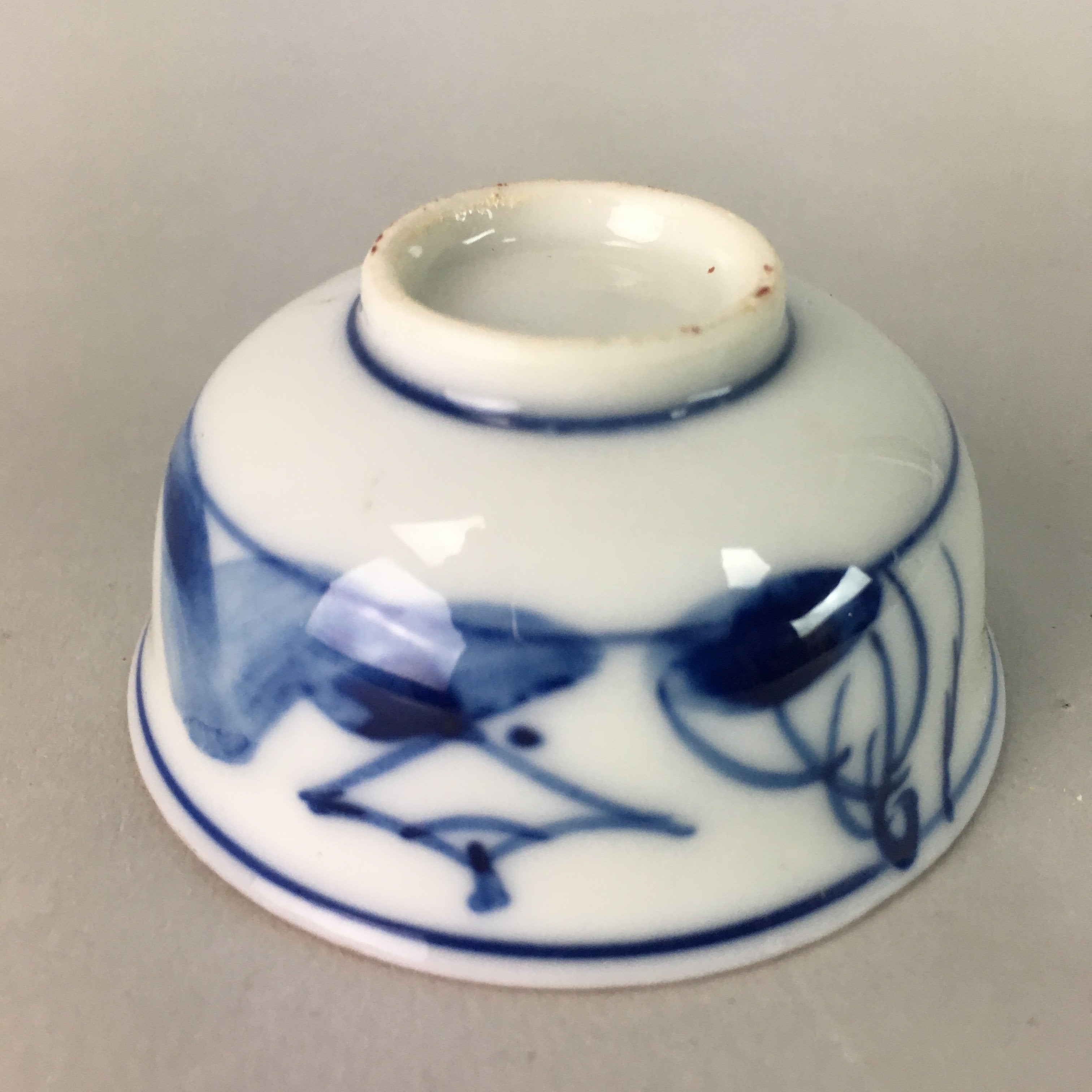 Japanese Porcelain Sake Cup Vtg Guinomi Sakazuki Sometsuke Gold Color GU444