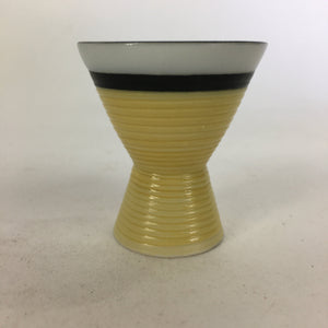 Japanese Porcelain Sake Cup Vtg Guinomi Sakazuki Yellow White Sometsuke QT121