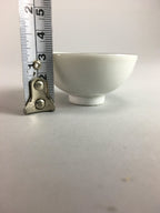 Japanese Porcelain Sake Cup Vtg Guinomi White Gold Leaf Hand Painted GU358