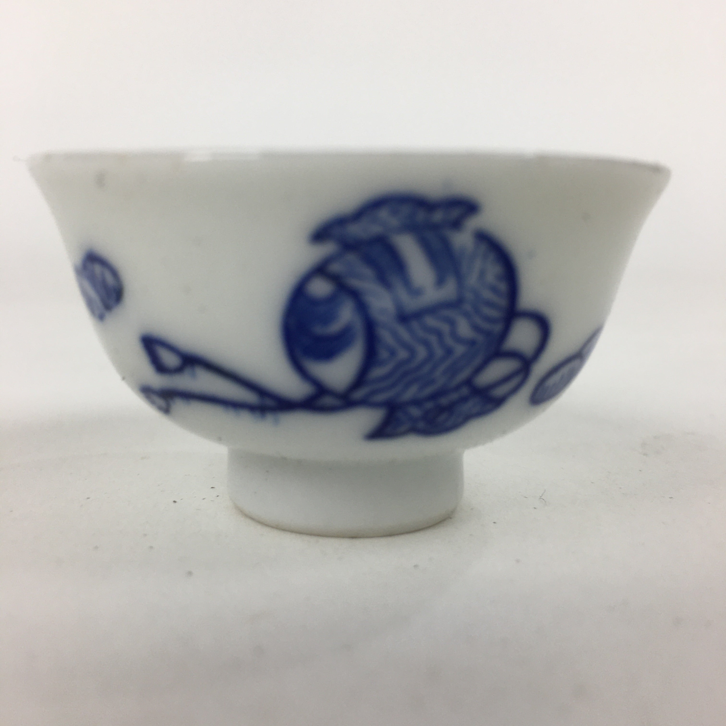 Japanese Porcelain Sake Cup Vtg Money Gavel White Guinomi Ochoko G26