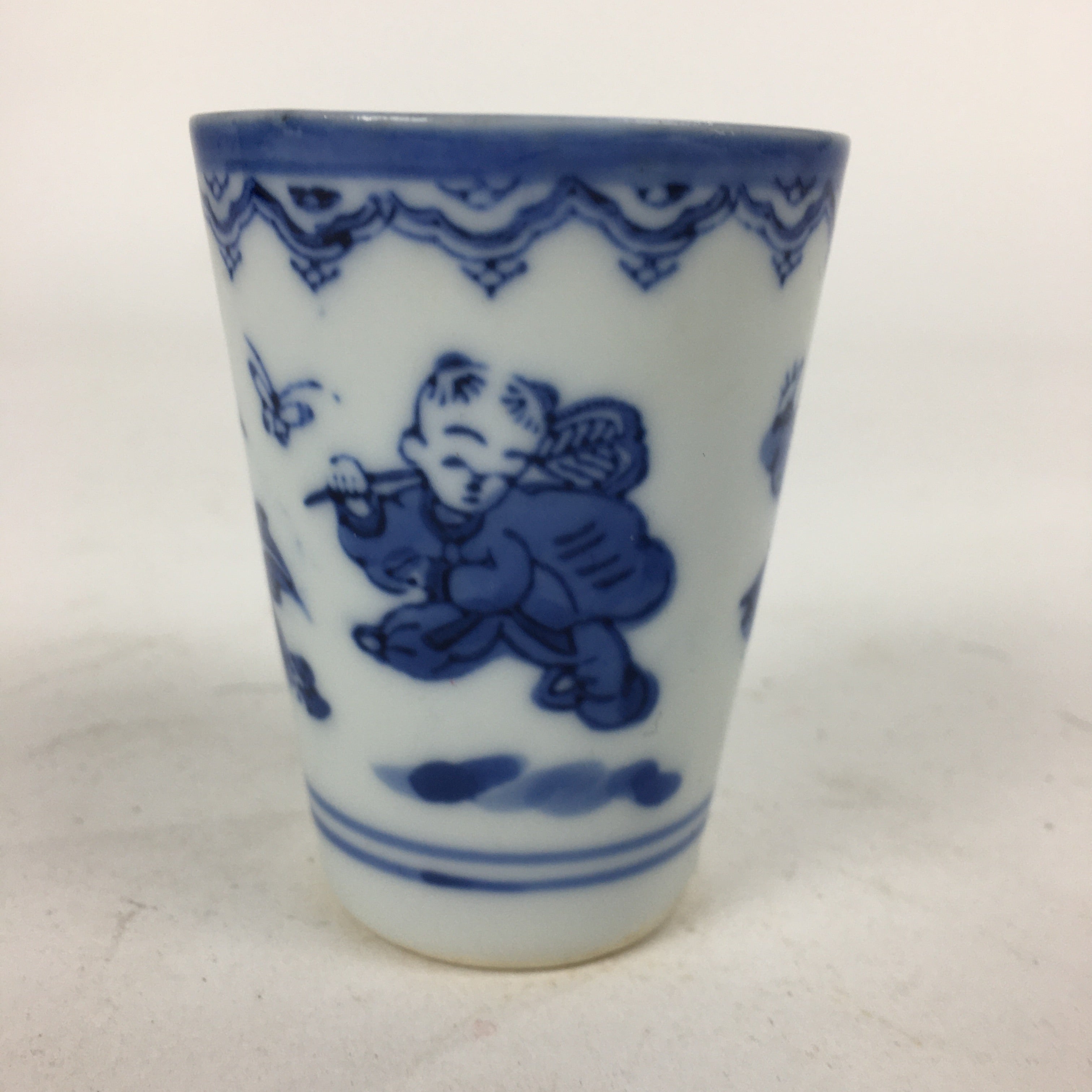Japanese Porcelain Sake Cup Vtg Sometsuke Blue Children Guinomi Ochoko G9