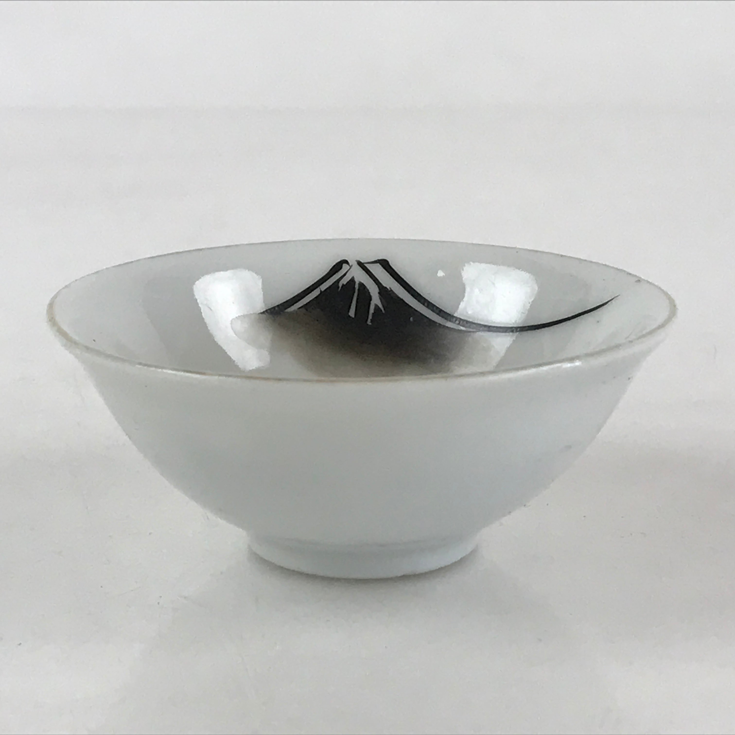 Japanese Porcelain Sake Cup Vtg Treasure Ship Guinomi Ochoko Sakazuki White G67