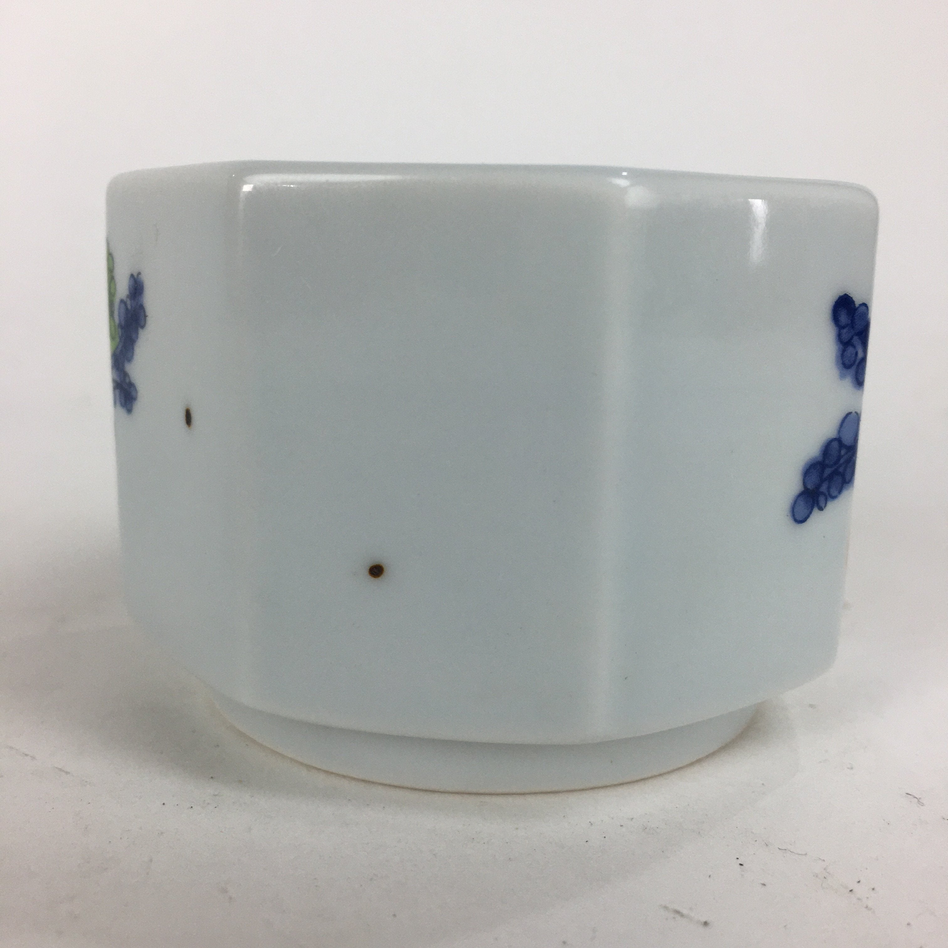 Japanese Porcelain Small Bowl Kobachi Vtg Octagon Shape Blue Red Radish PP676