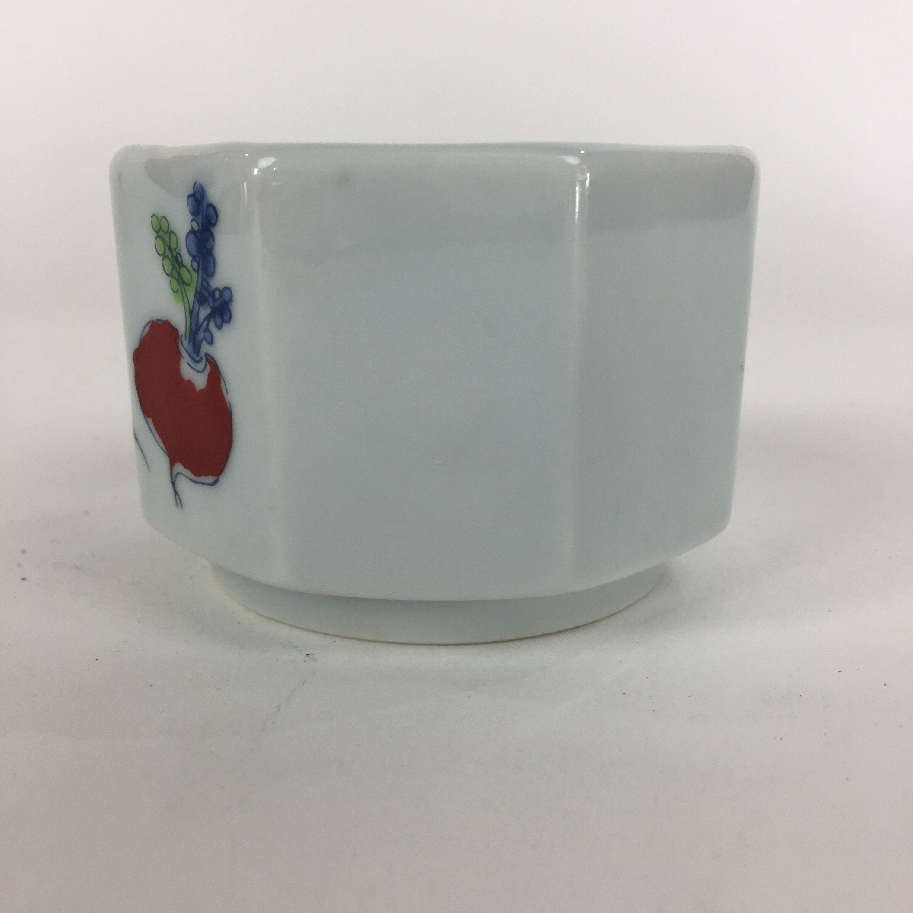 Japanese Porcelain Small Bowl Kobachi Vtg Octagon Shape Blue Red Radish PP703