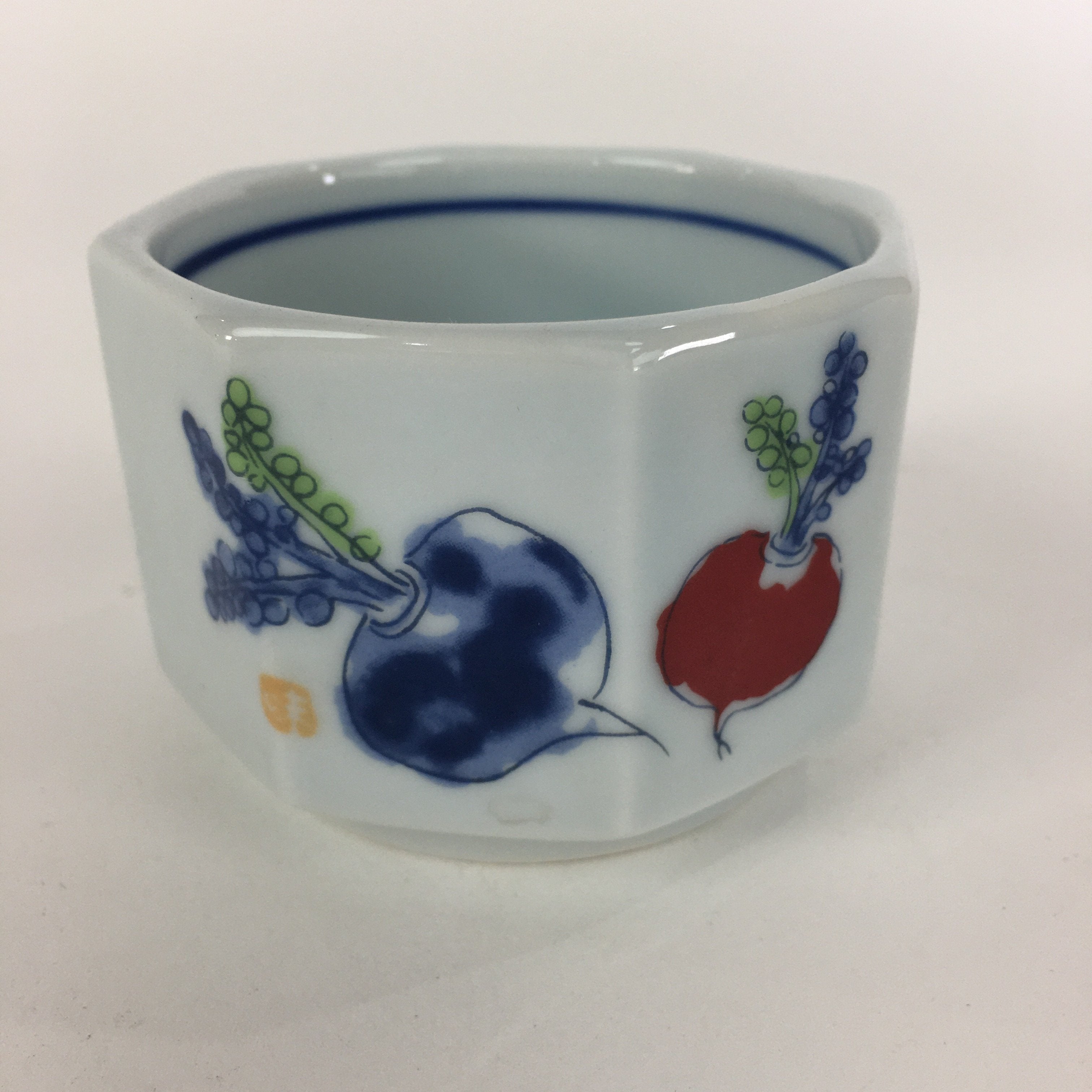 Japanese Porcelain Small Bowl Kobachi Vtg Octagon Shape Blue Red Radish PP703