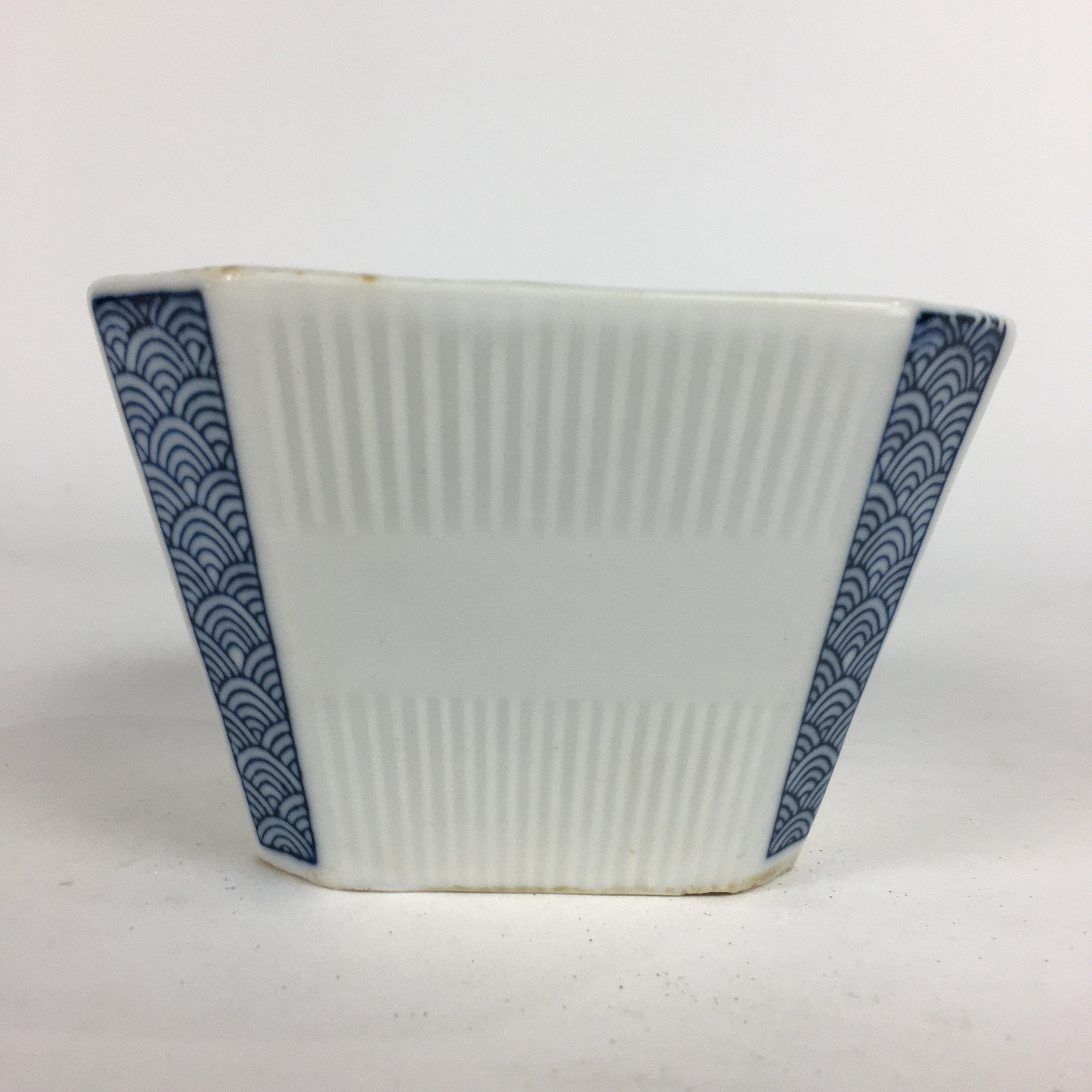 Japanese Porcelain Small Bowl Vtg Kobachi Blue Sometsuke White Flower Pattern PP