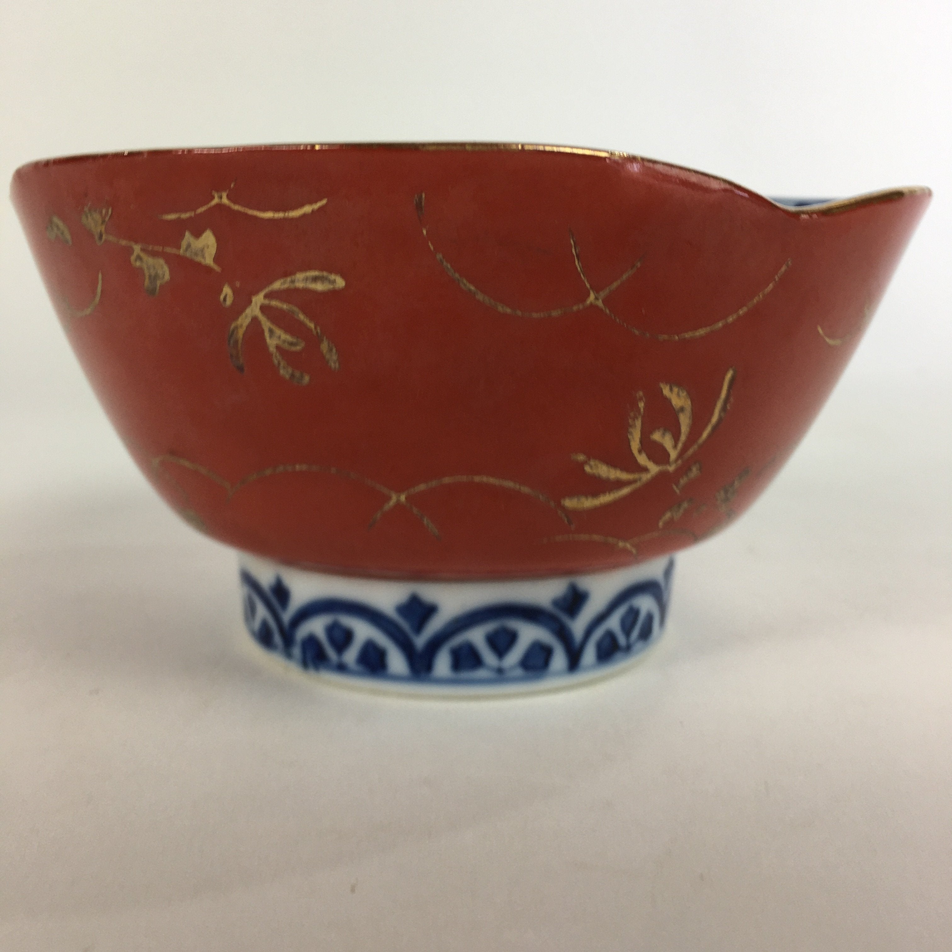 Japanese Porcelain Small Bowl Vtg Kobachi Red White Sometsuke Flower Pattern PP5