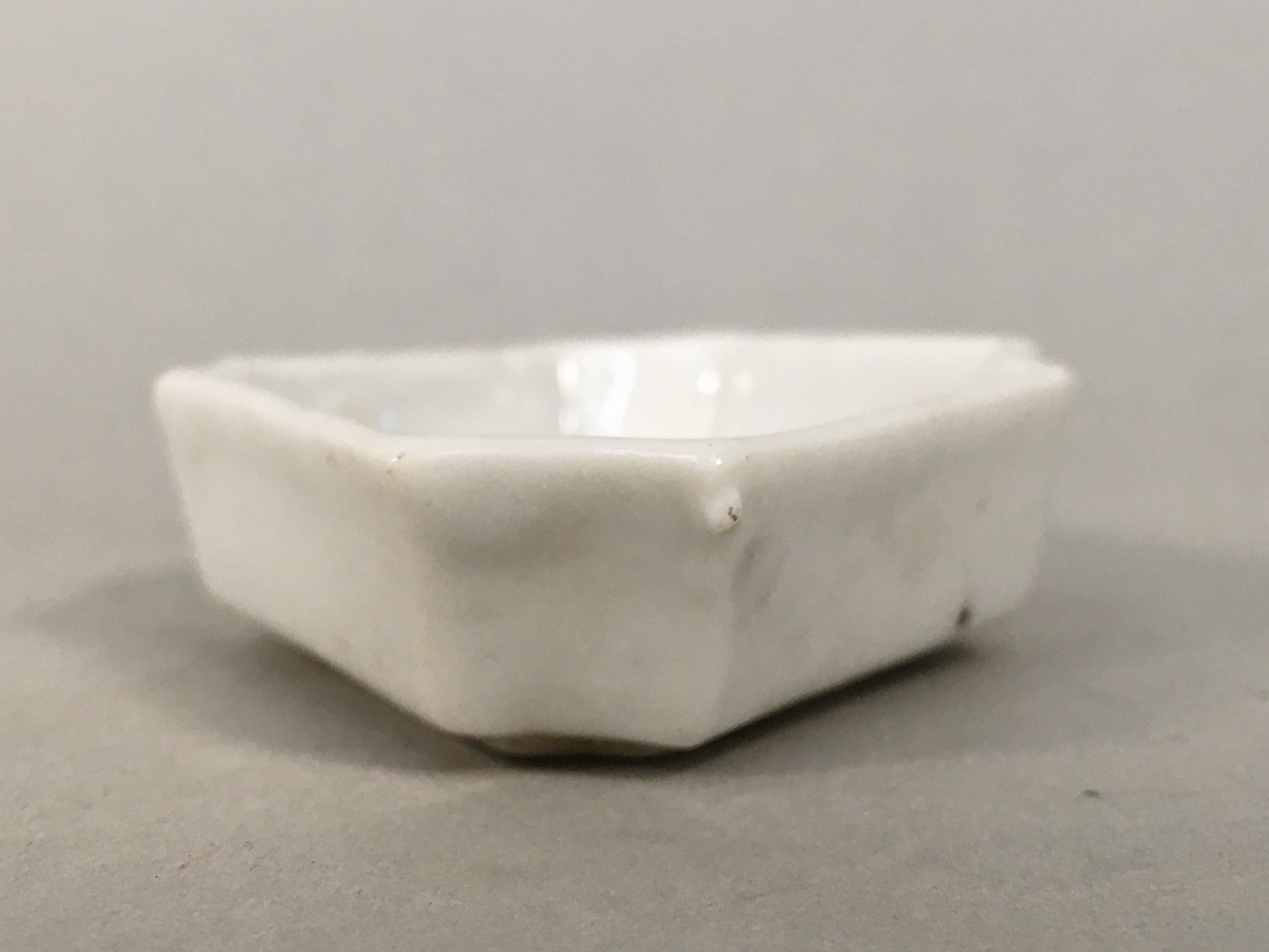 Japanese Porcelain Small Bowl Vtg Kozara Diamond Soy Sauce Dipping Dish PP431
