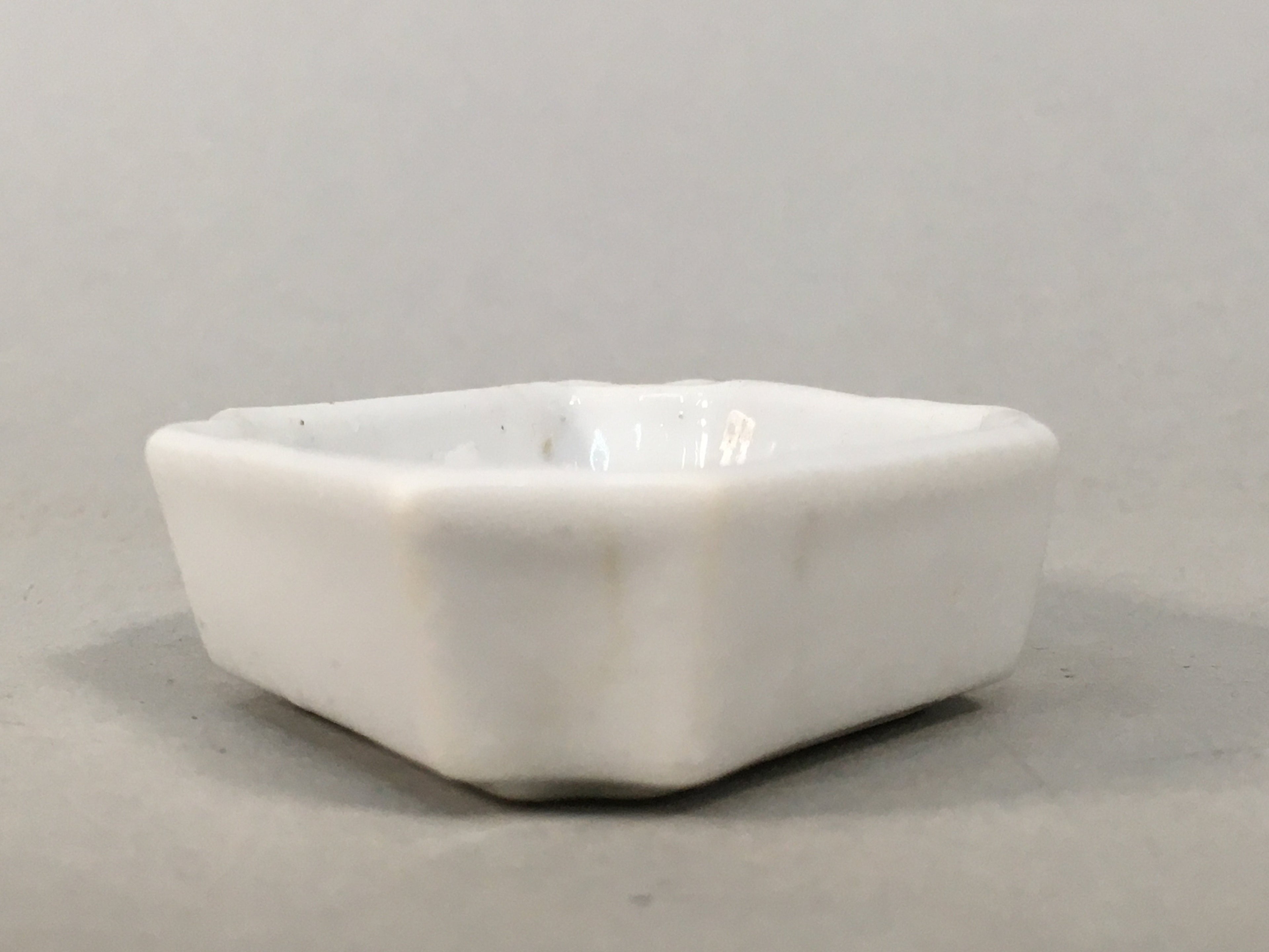Japanese Porcelain Small Bowl Vtg Kozara Diamond Soy Sauce Dipping Dish PP433